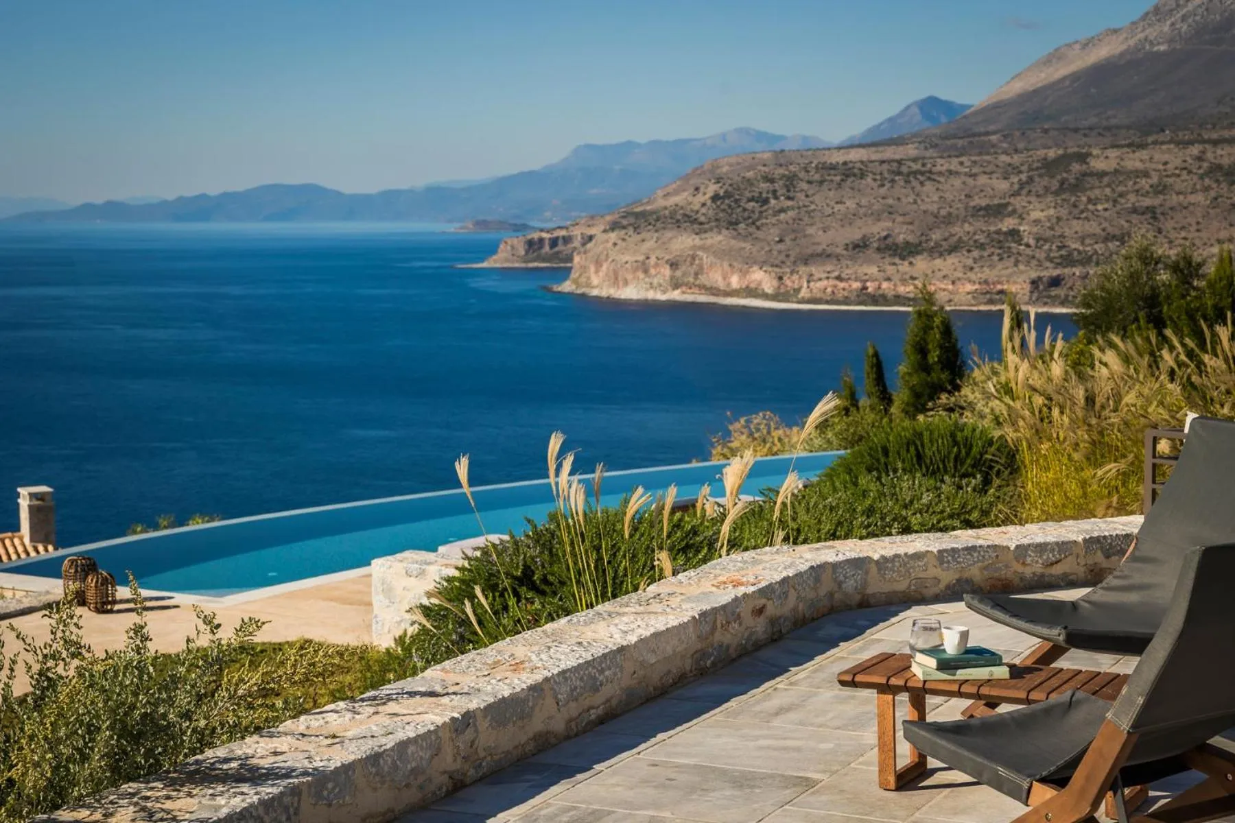 Swimming pool in Ariá Estate Suites & Spa