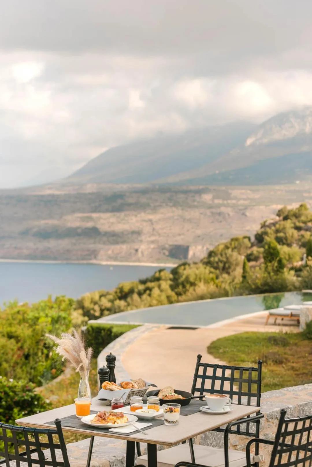 Breakfast in Ariá Estate Suites & Spa