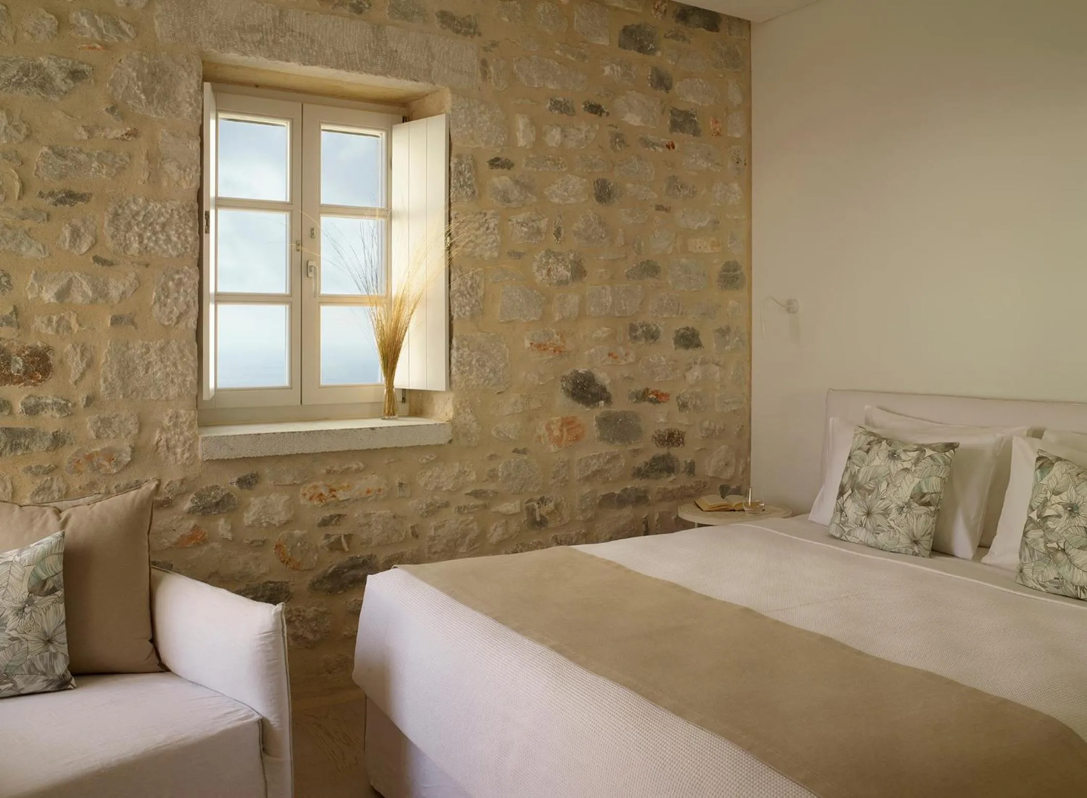 Bed in Ariá Estate Suites & Spa