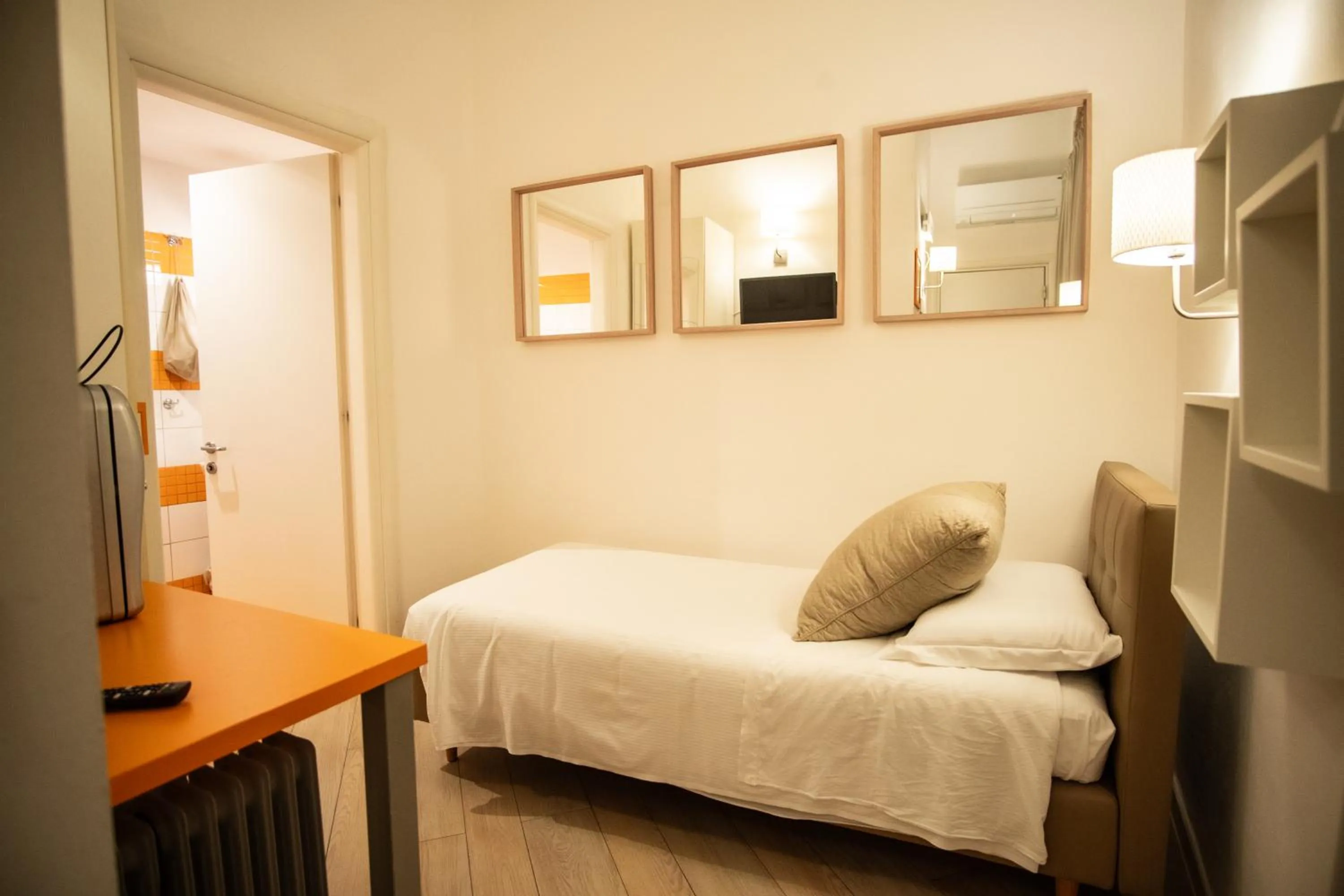 Bedroom, Bed in Hotel Bencidormi