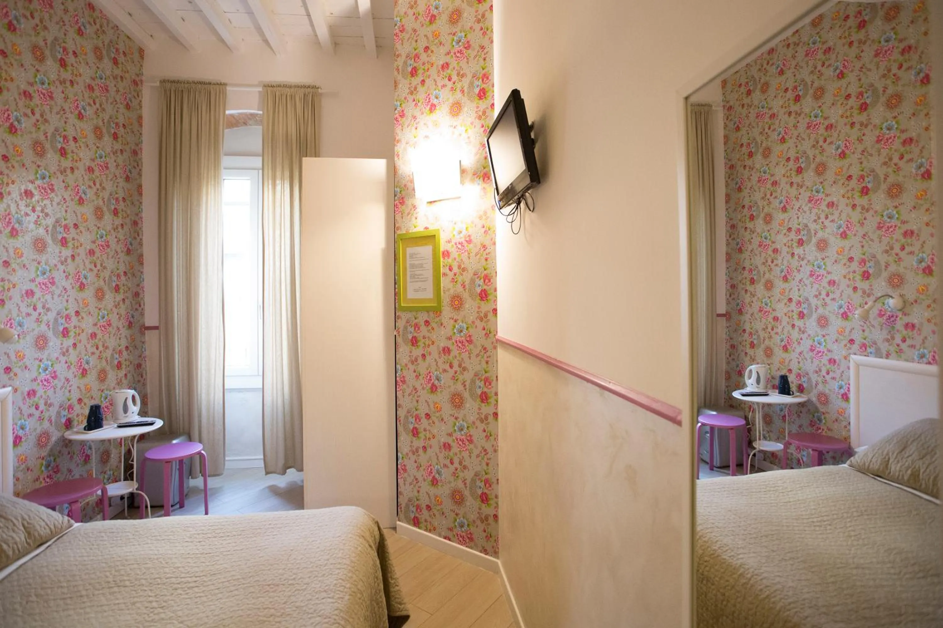 Photo of the whole room, Bed in Hotel Bencidormi