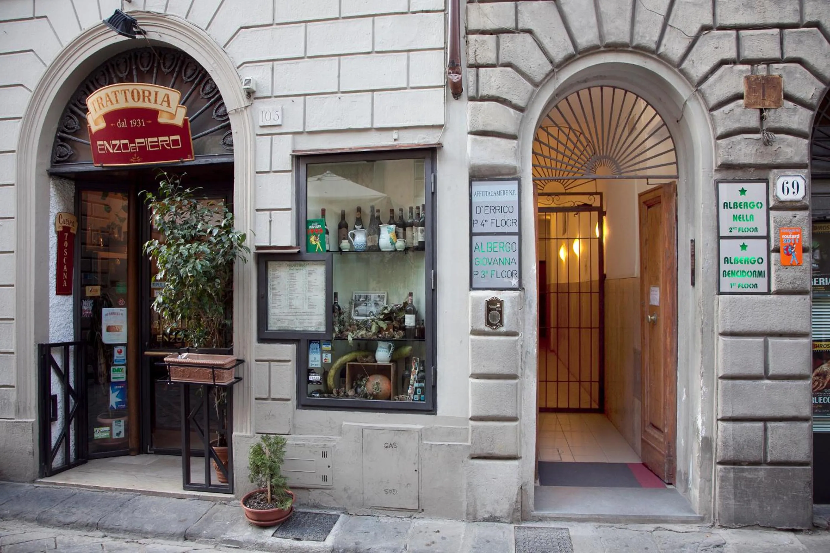 Facade/entrance in Hotel Bencidormi