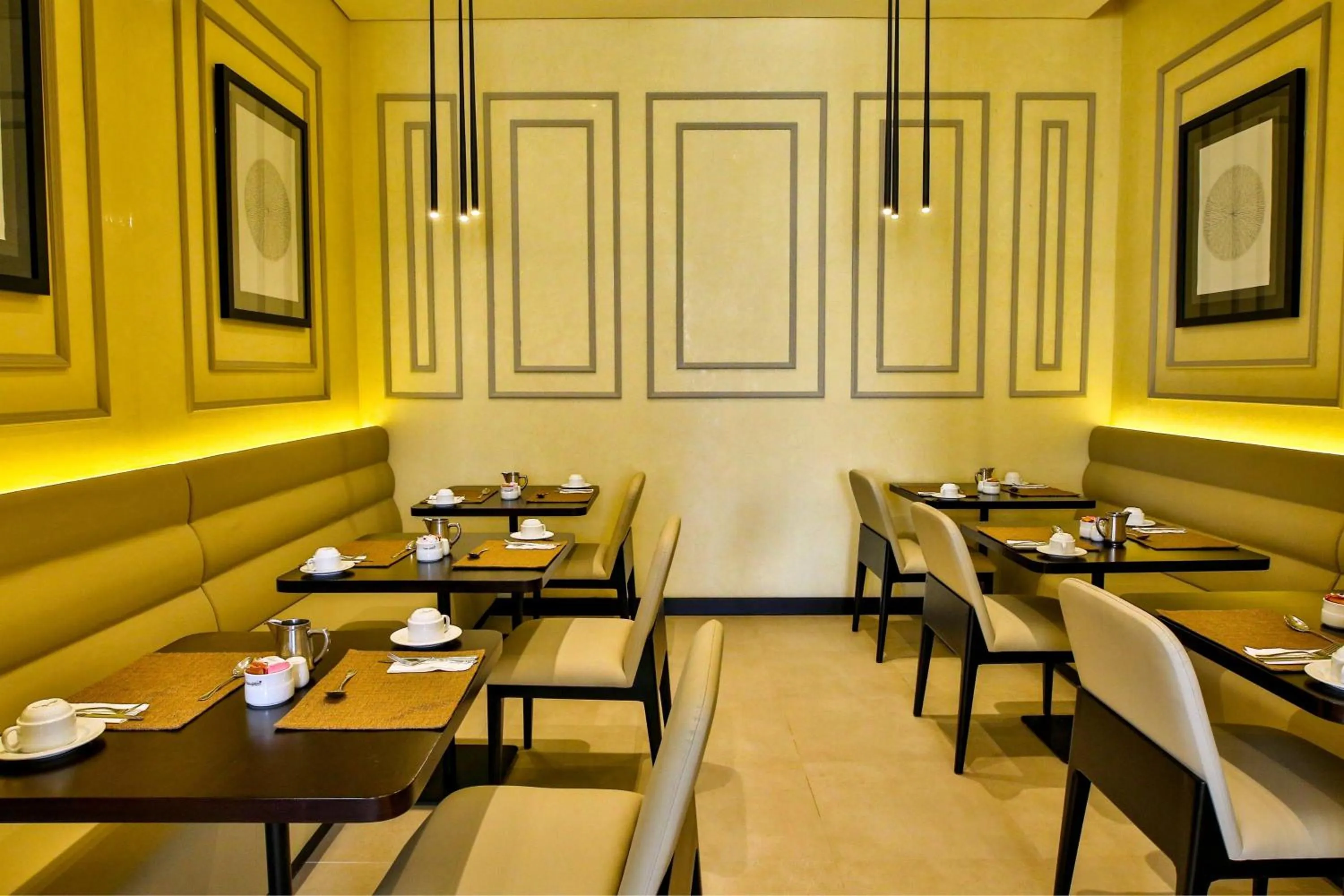 Restaurant/places to eat in Four Points by Sheraton Production City, Dubai