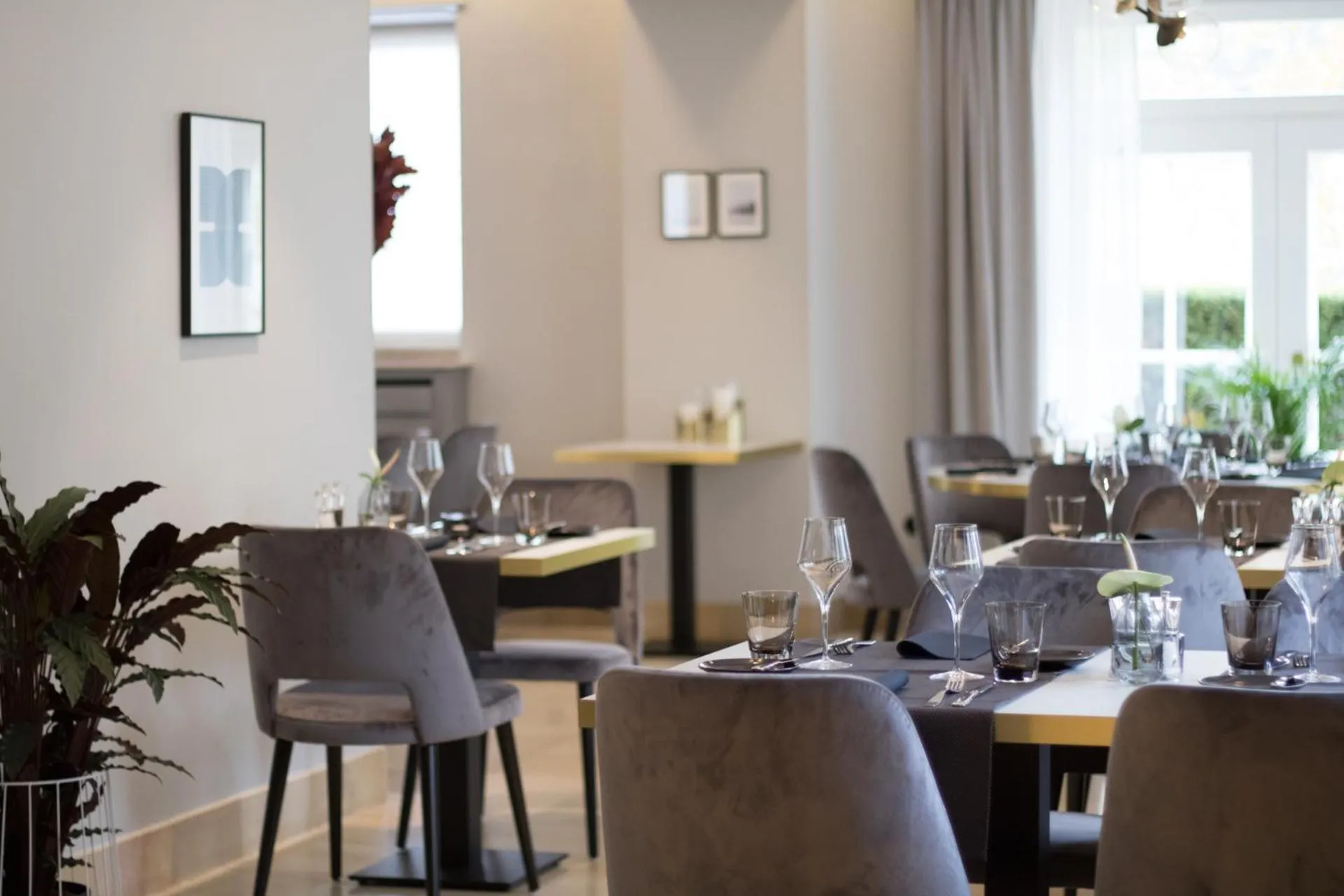 Restaurant/places to eat in Hotel-Restaurant Beim Schlass
