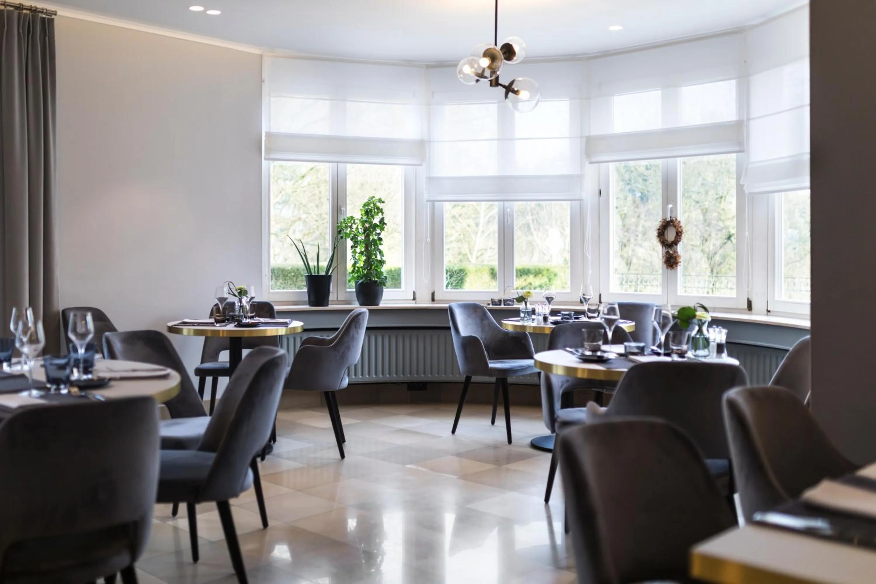 Restaurant/places to eat in Hotel-Restaurant Beim Schlass