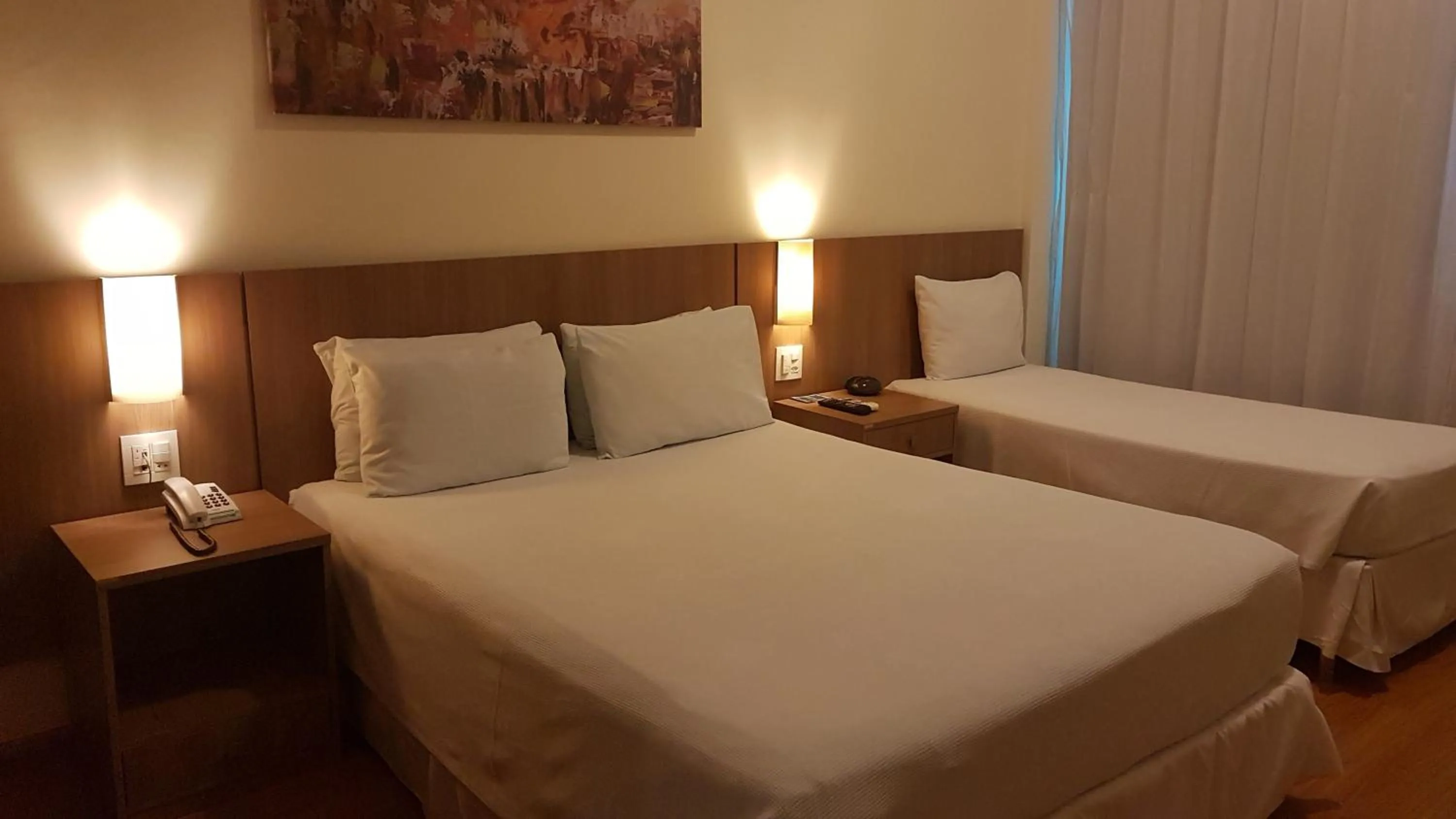 Bed in Premier Parc Hotel