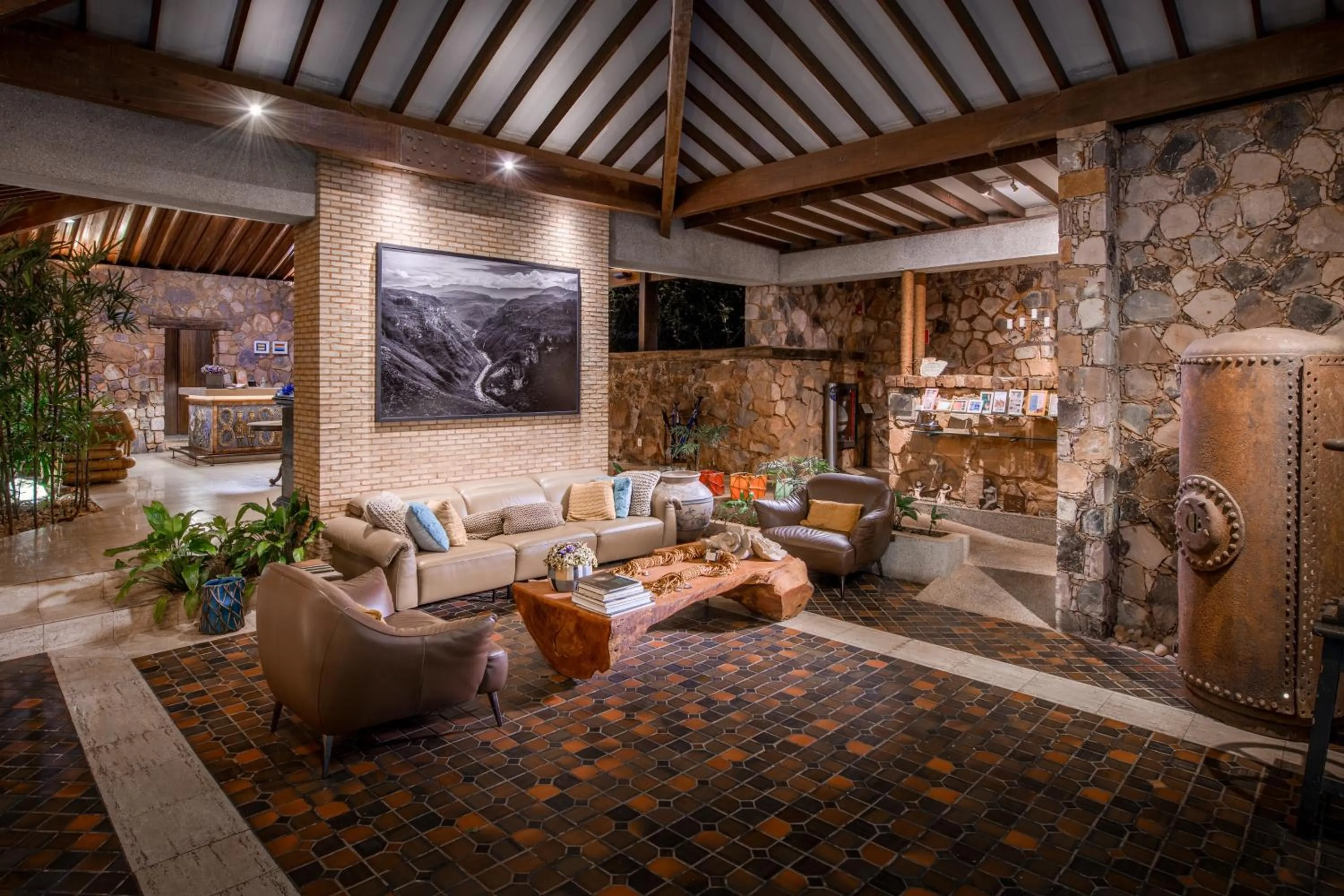 Lobby or reception in Hotel Canto das Águas - Roteiro de Charme