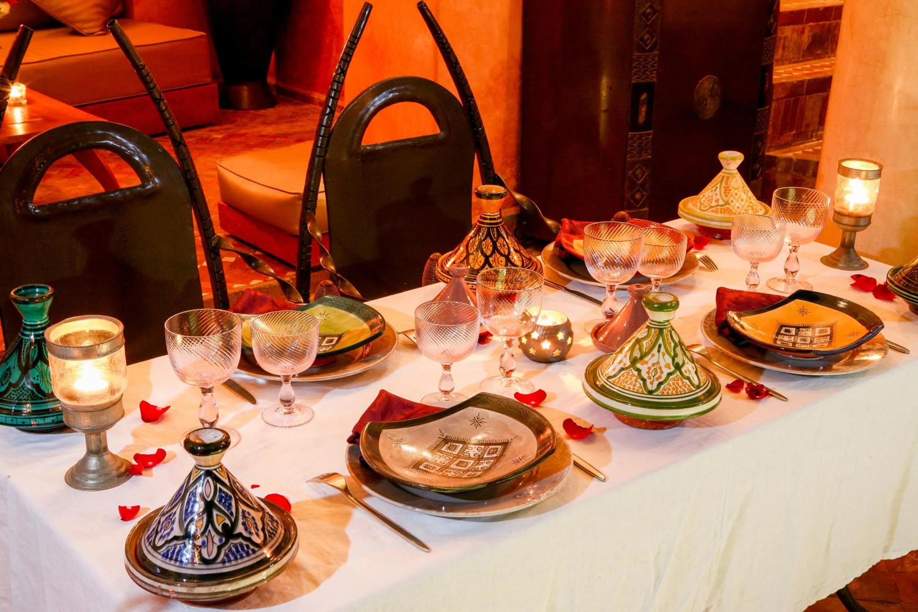 Restaurant/places to eat in Dar Warda