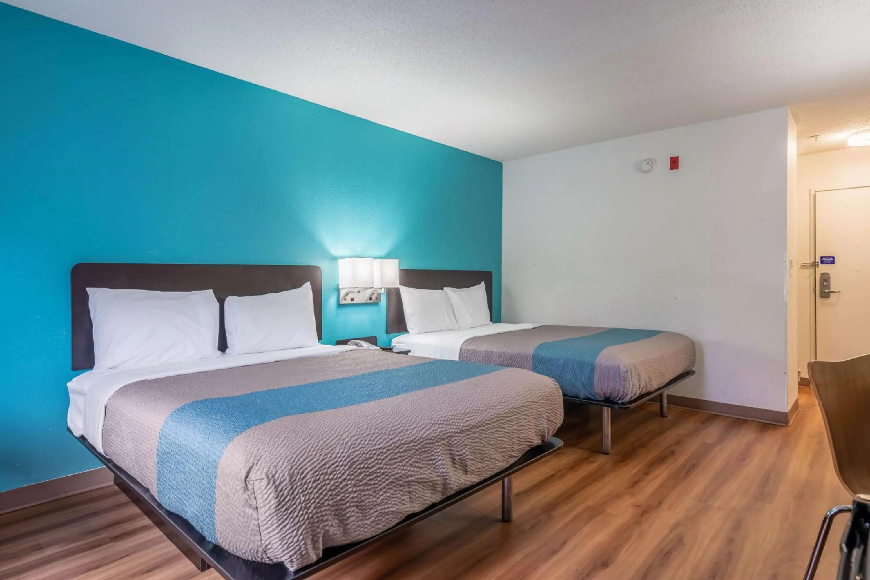 Photo of the whole room, Bed in Motel 6-Rocky Mount, NC