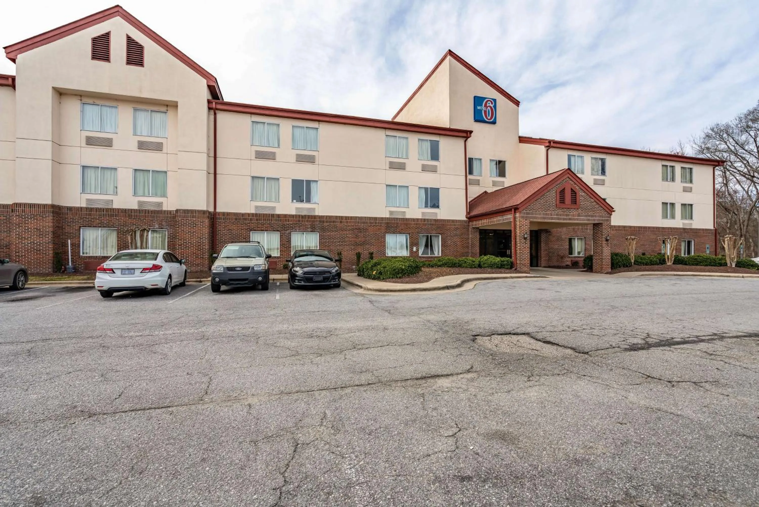 Property building in Motel 6-Rocky Mount, NC