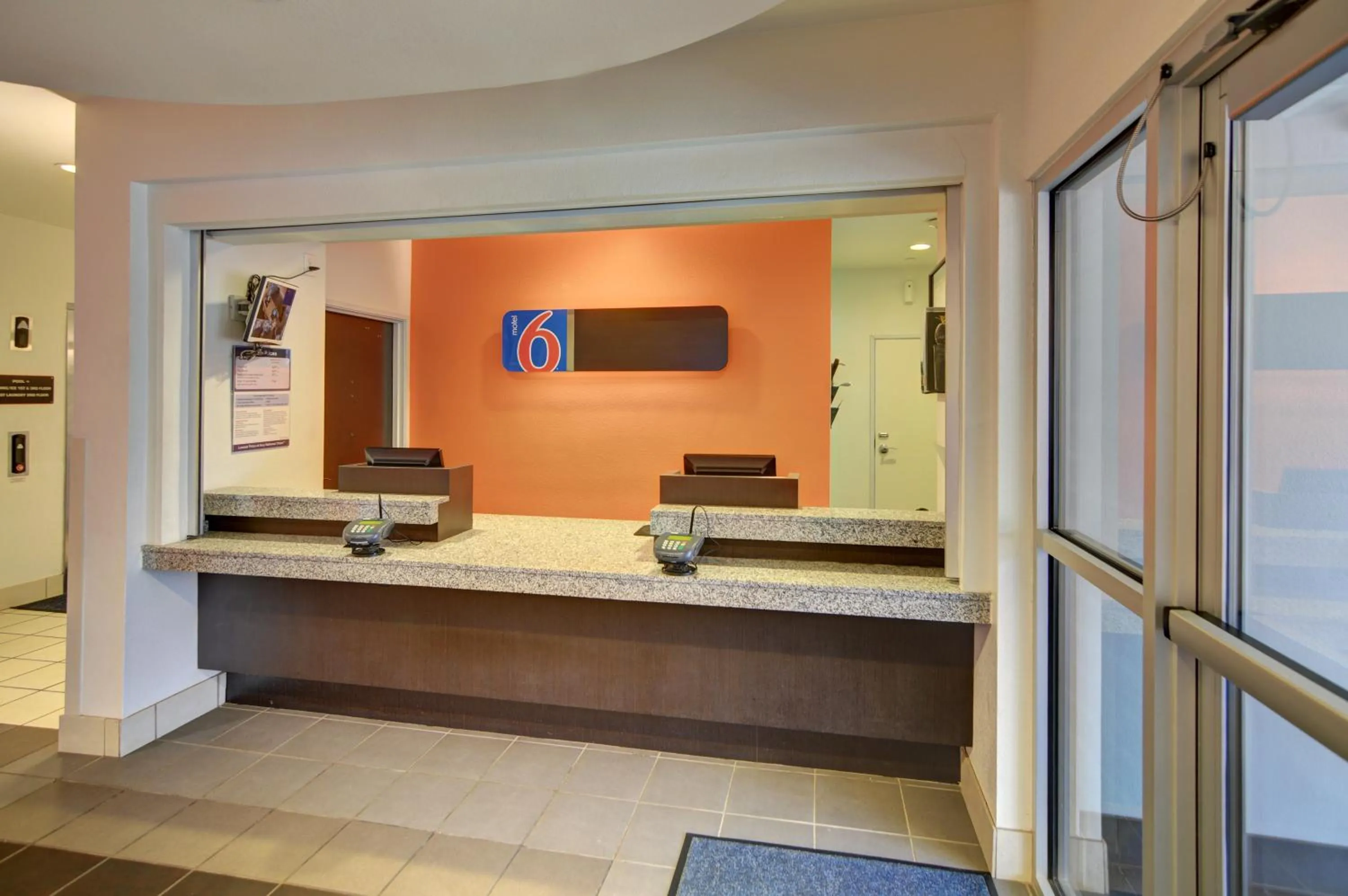 Lobby or reception in Motel 6-Roanoke, TX - Northlake - Speedway