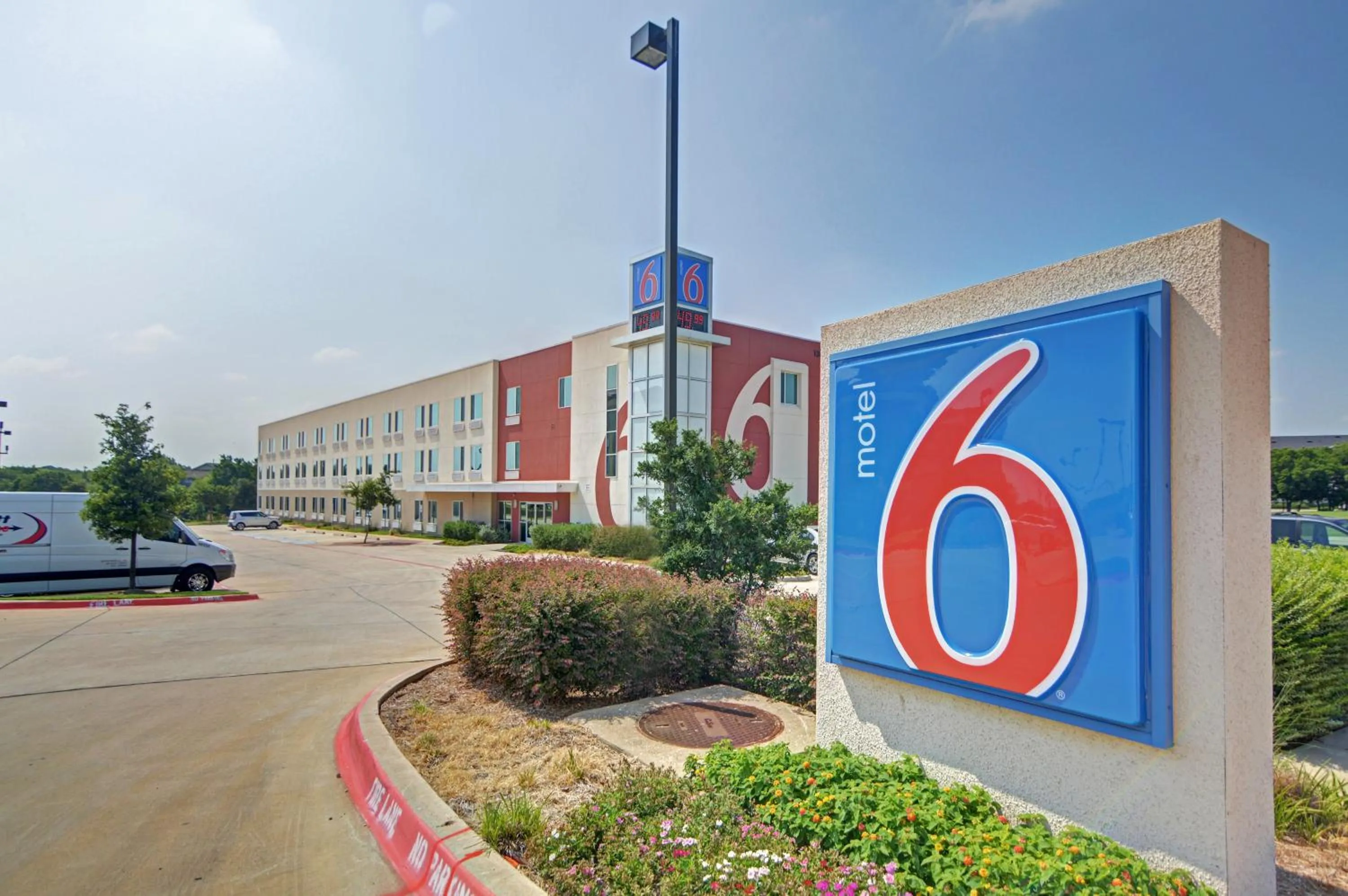 Property logo or sign in Motel 6-Roanoke, TX - Northlake - Speedway