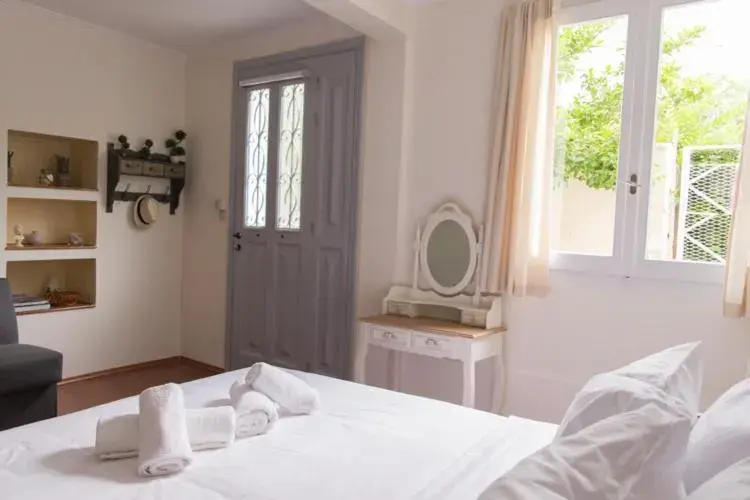 Deluxe King Studio in Acro&Polis Deluxe King Studio in Acro&Polis