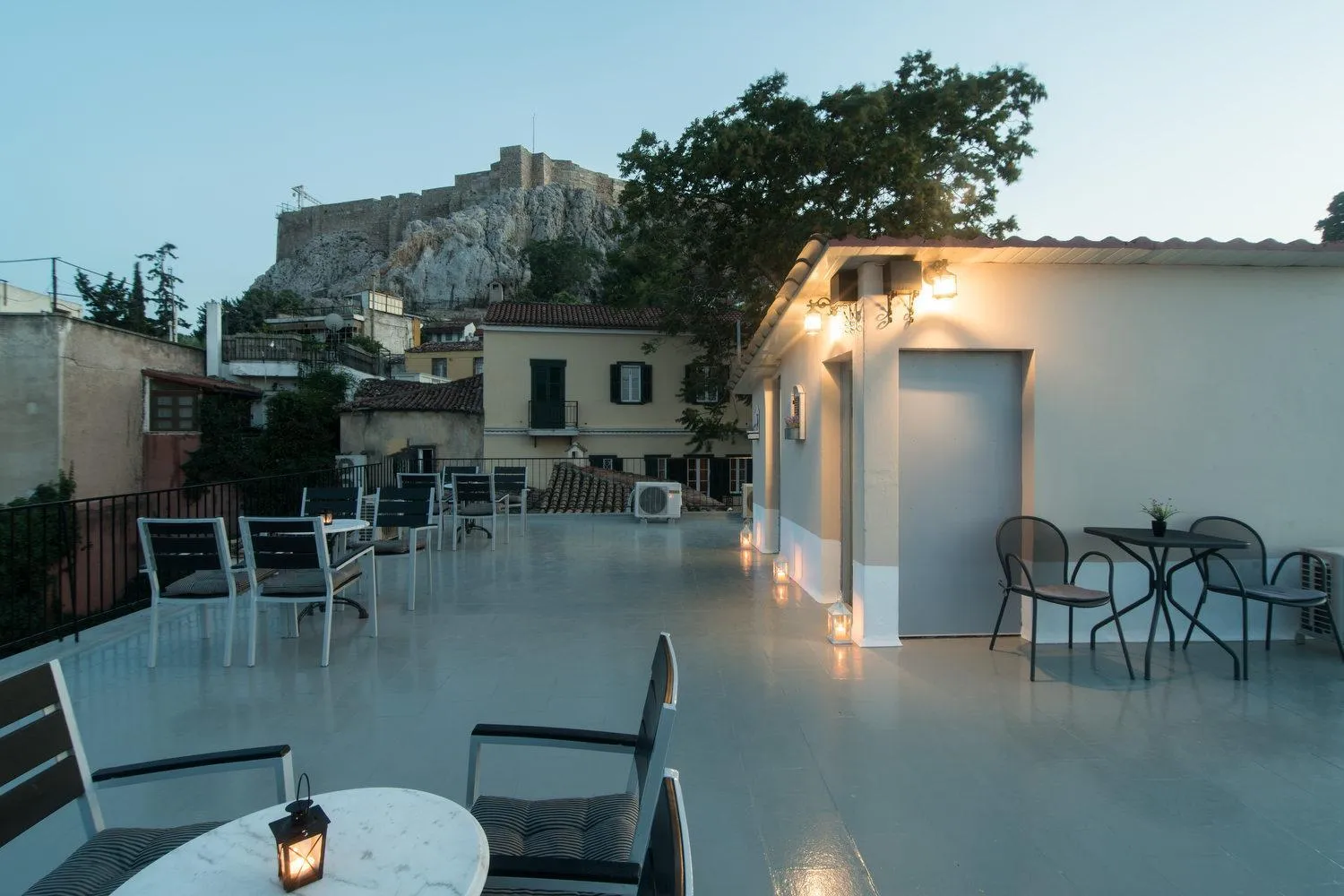 Property building in Acro&Polis