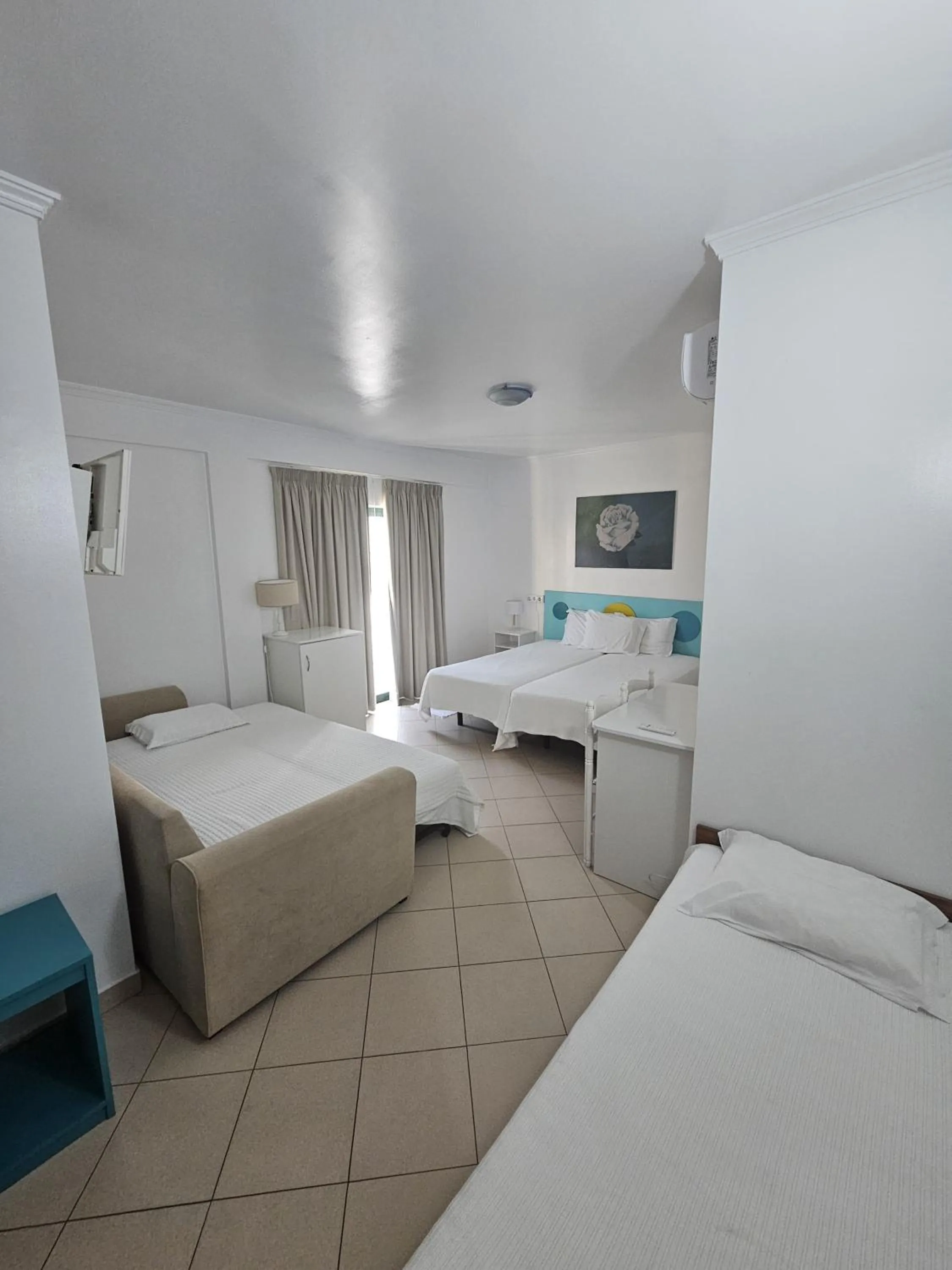 Bed in Hotel Adelaide