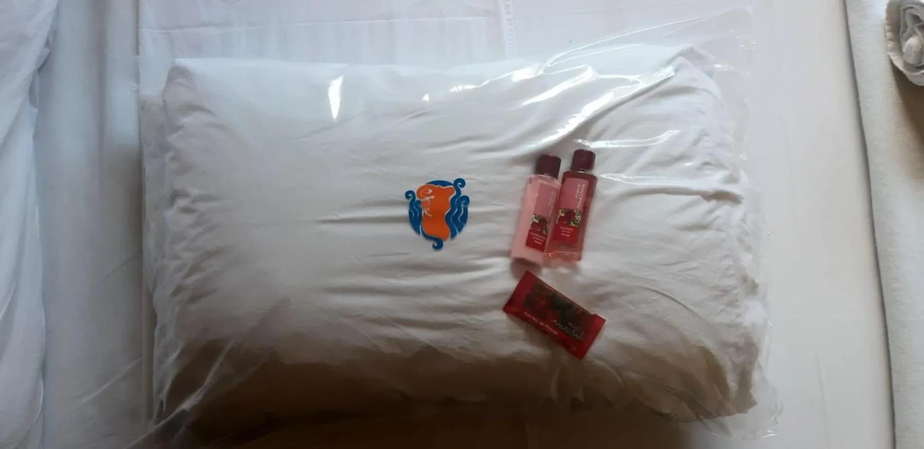 Bedroom, Bed in Hostel Sereia do Mar