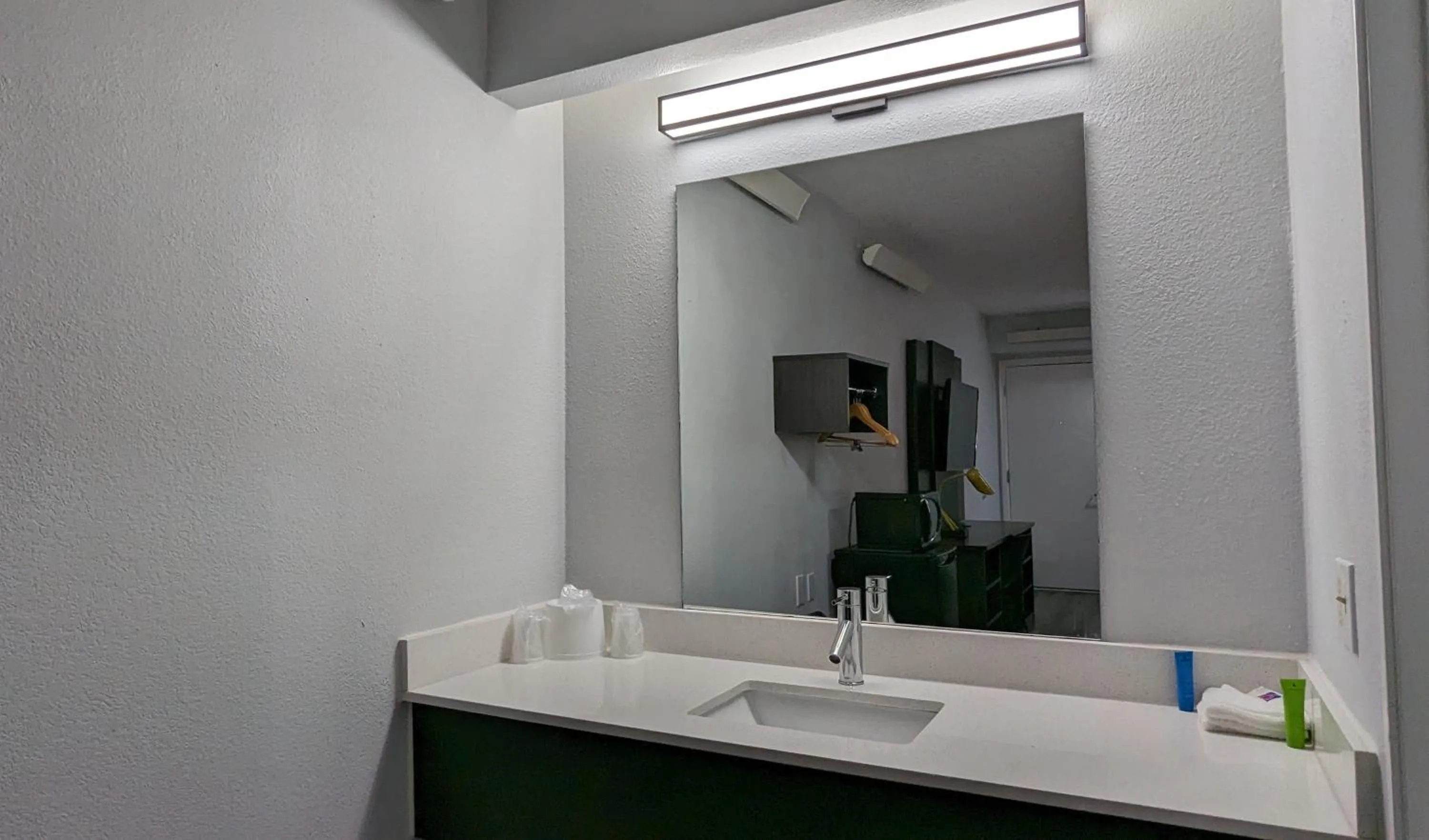 Bathroom in Motel 6-Nashua, NH - South