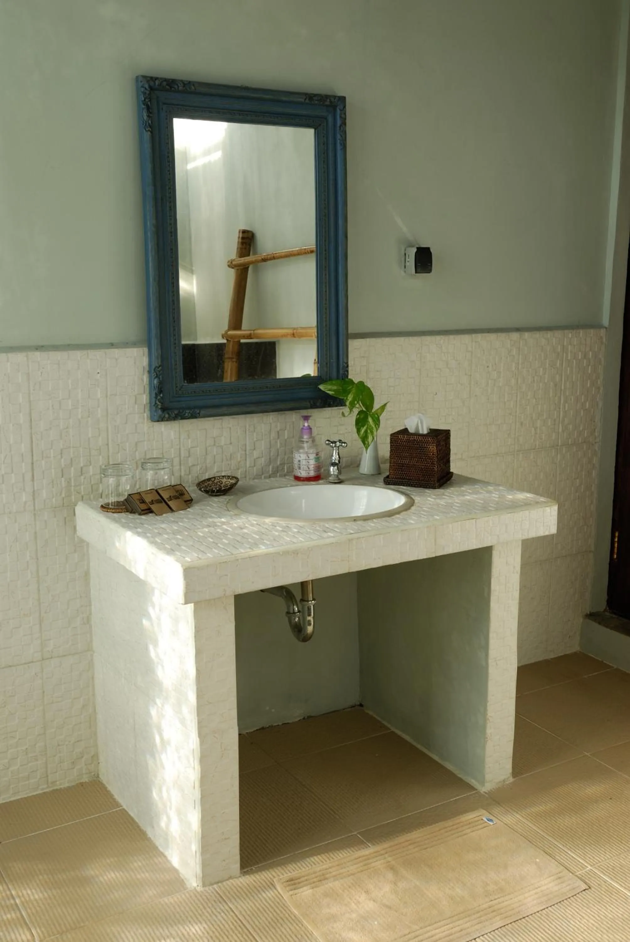 Bathroom in Bastianos Lembeh Dive Resort