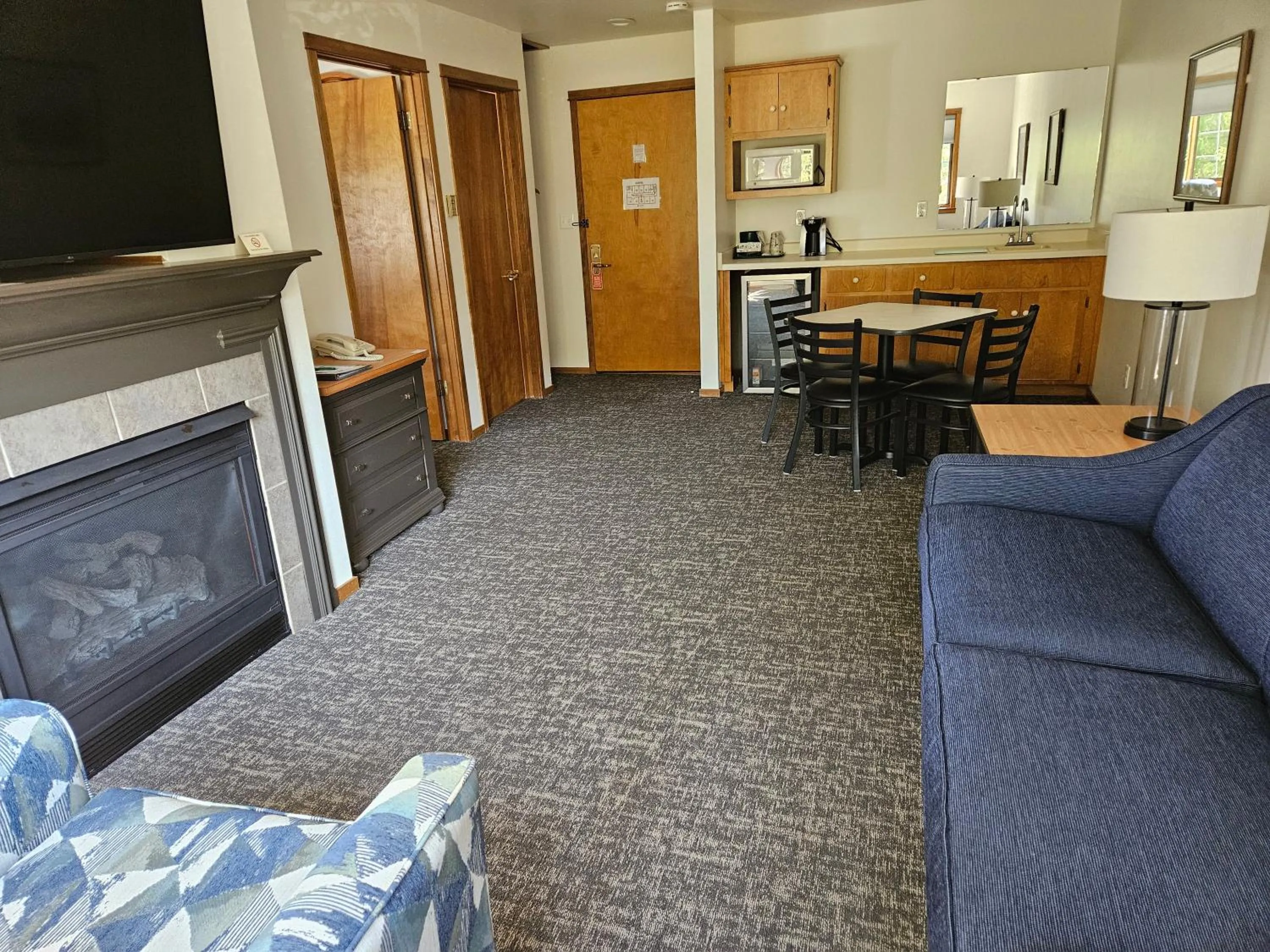 Living room in Homestead Suites - Fish Creek
