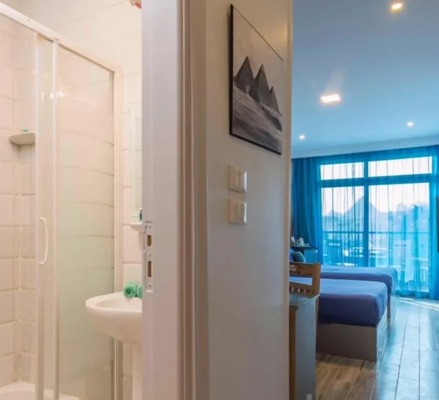 Bed in Pyramids View Inn Bed & Breakfast