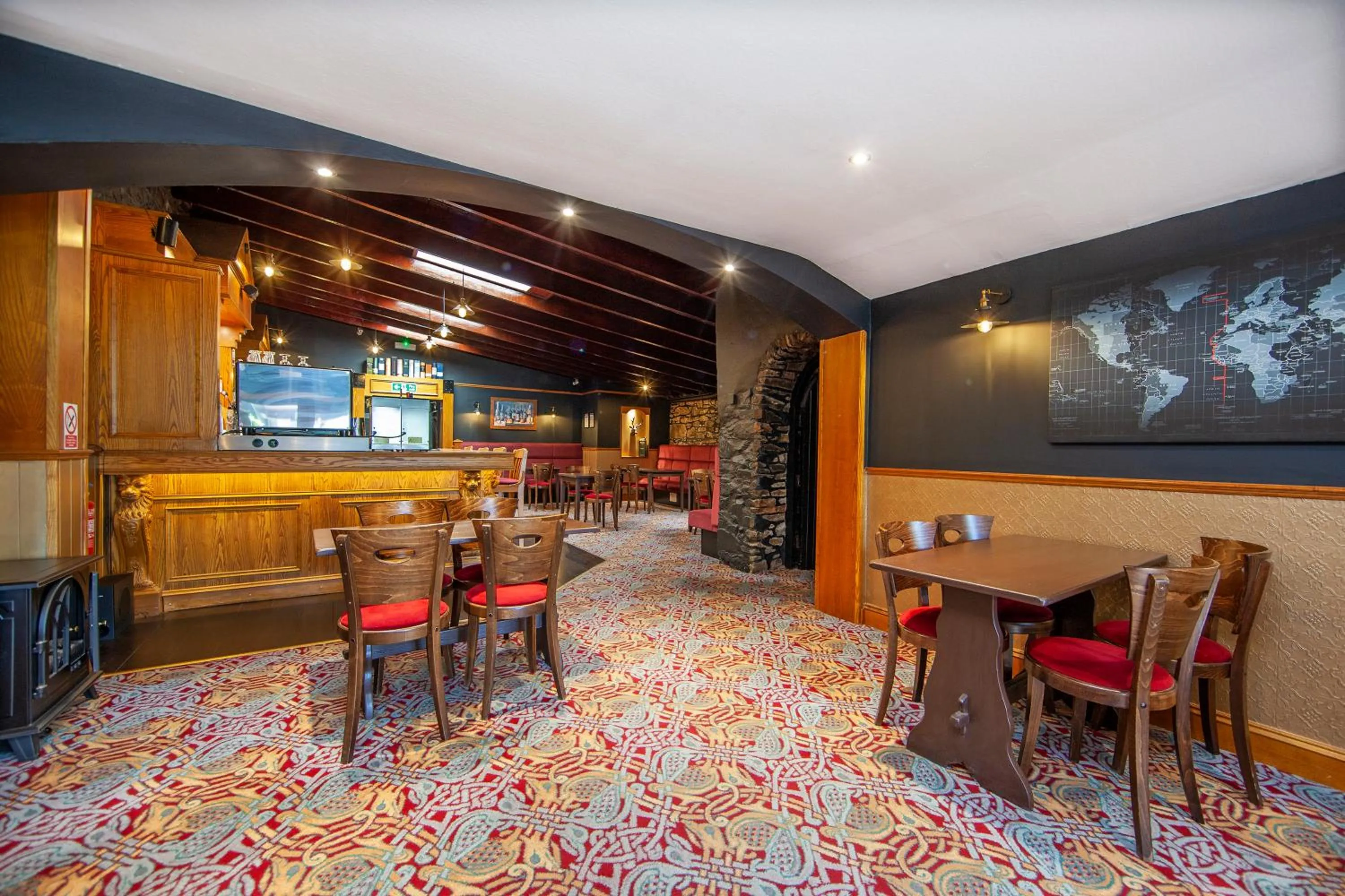Lounge or bar in The Galley Of Lorne Inn