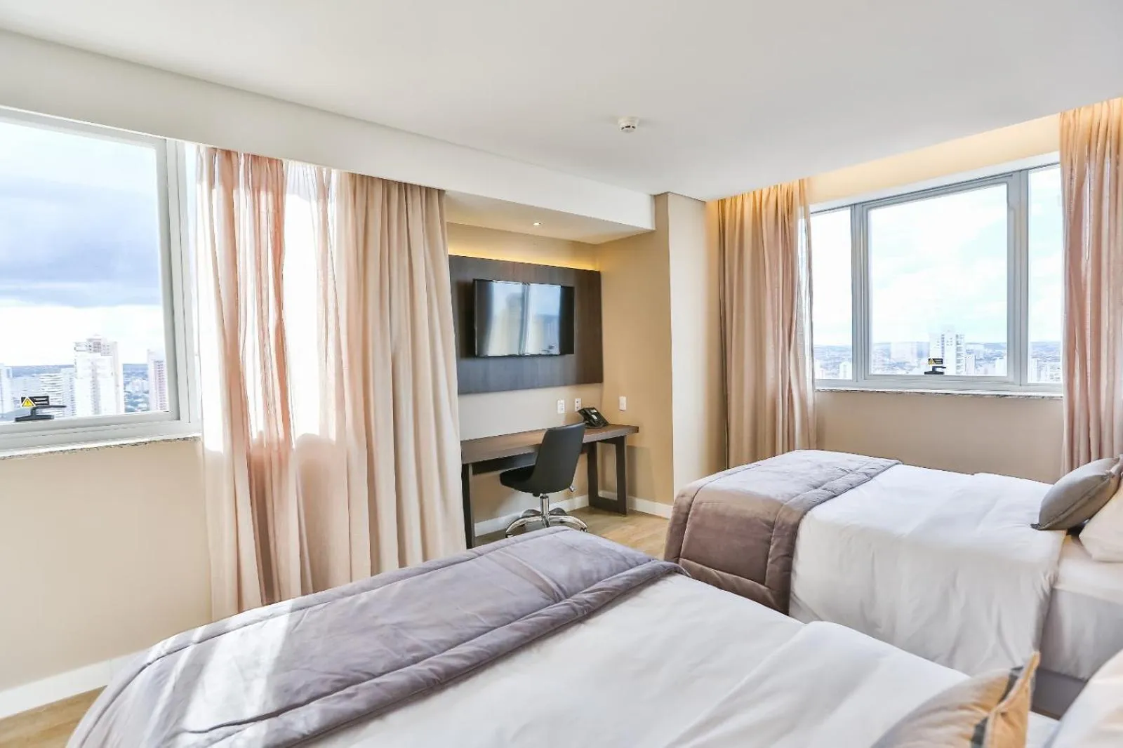 Bed in Transamerica Collection Goiania