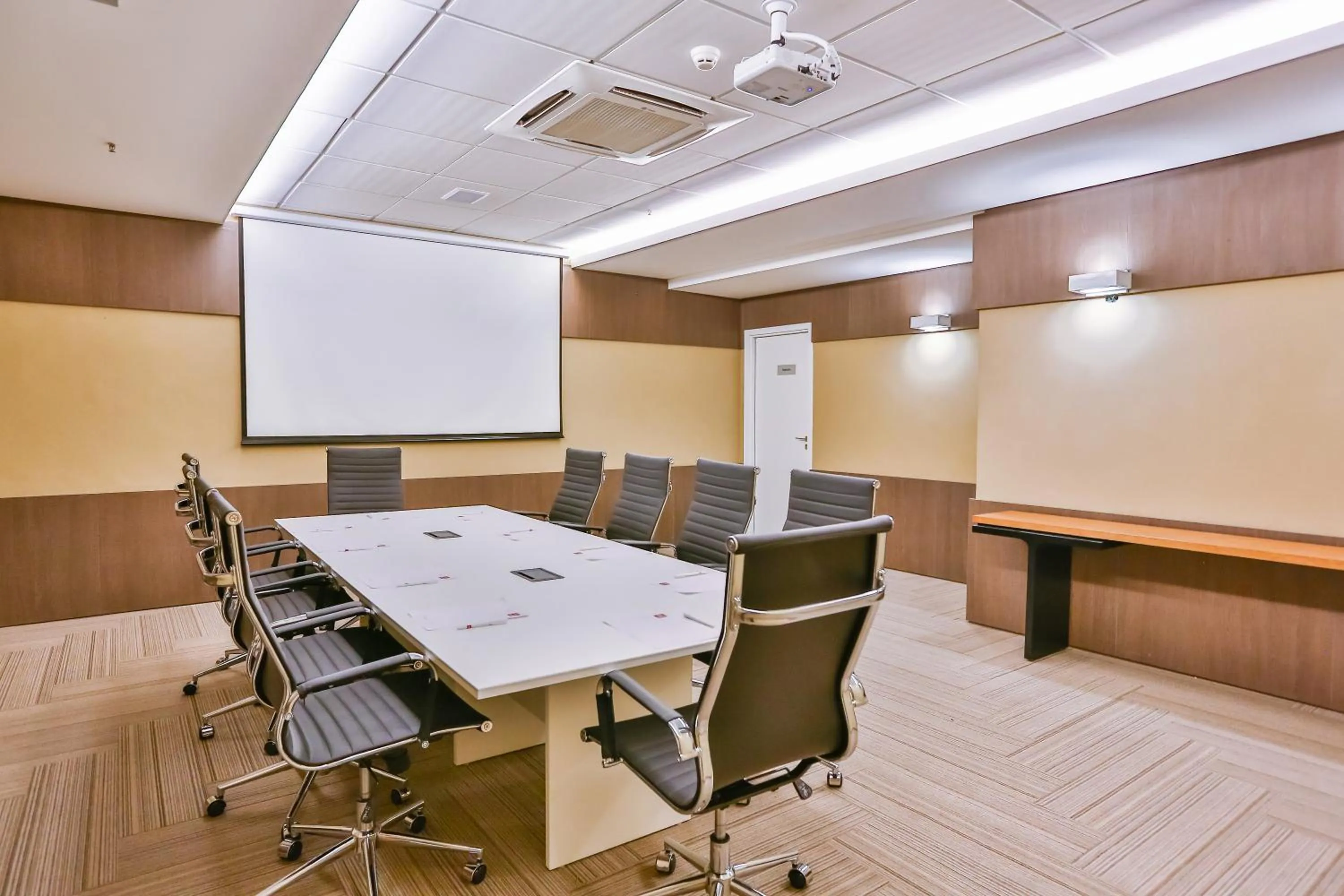 Banquet/Function facilities in Transamerica Collection Goiania