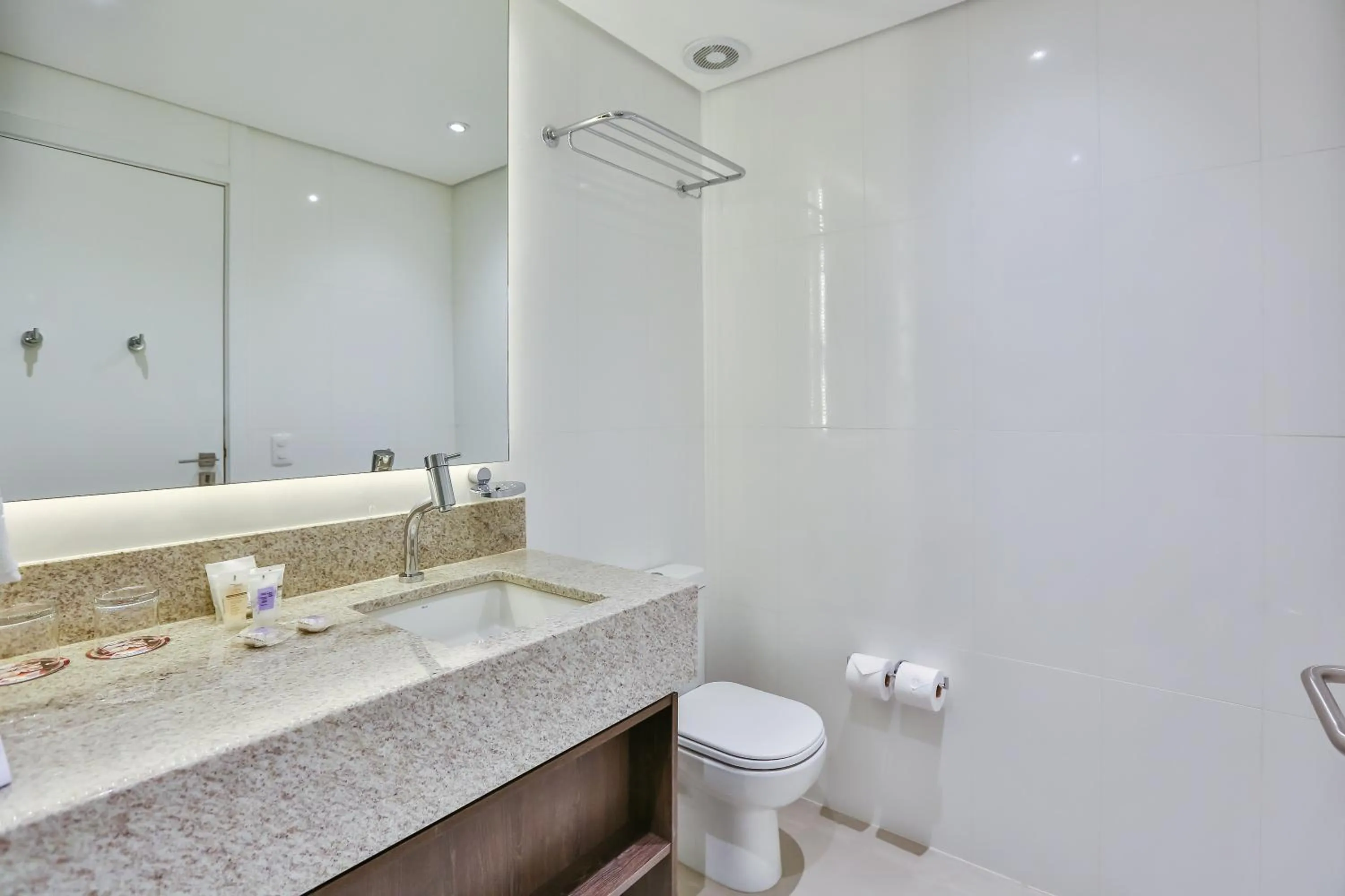 Bathroom in Transamerica Collection Goiania