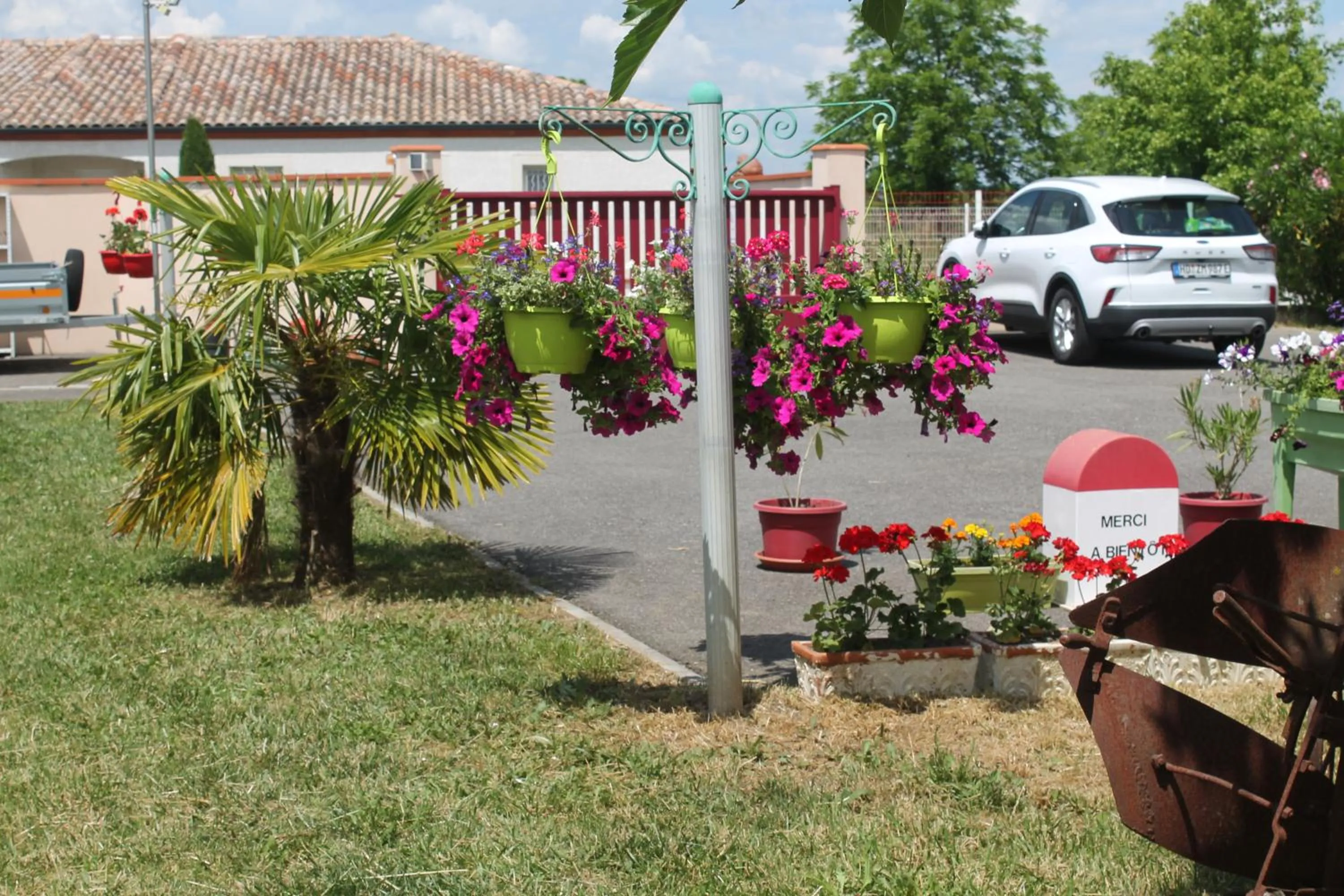 Parking in La Garona