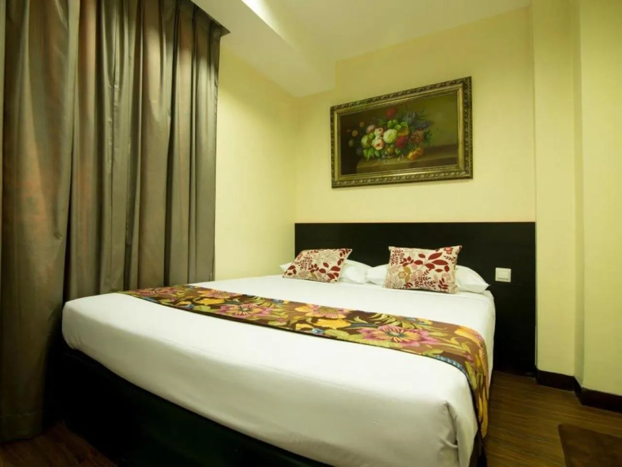 Bed in Hotel 81 Heritage