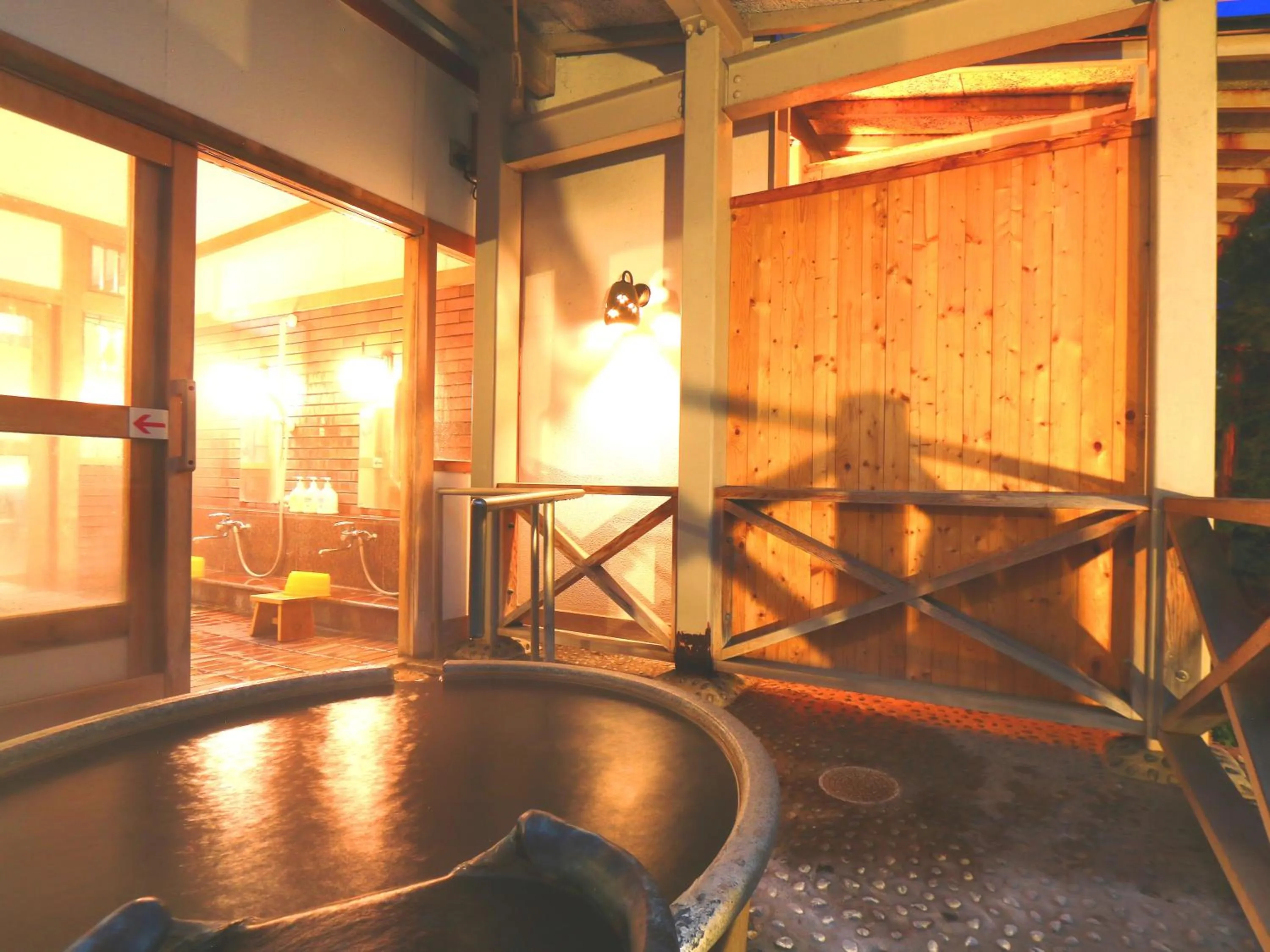 Hot Spring Bath in Matsunoi