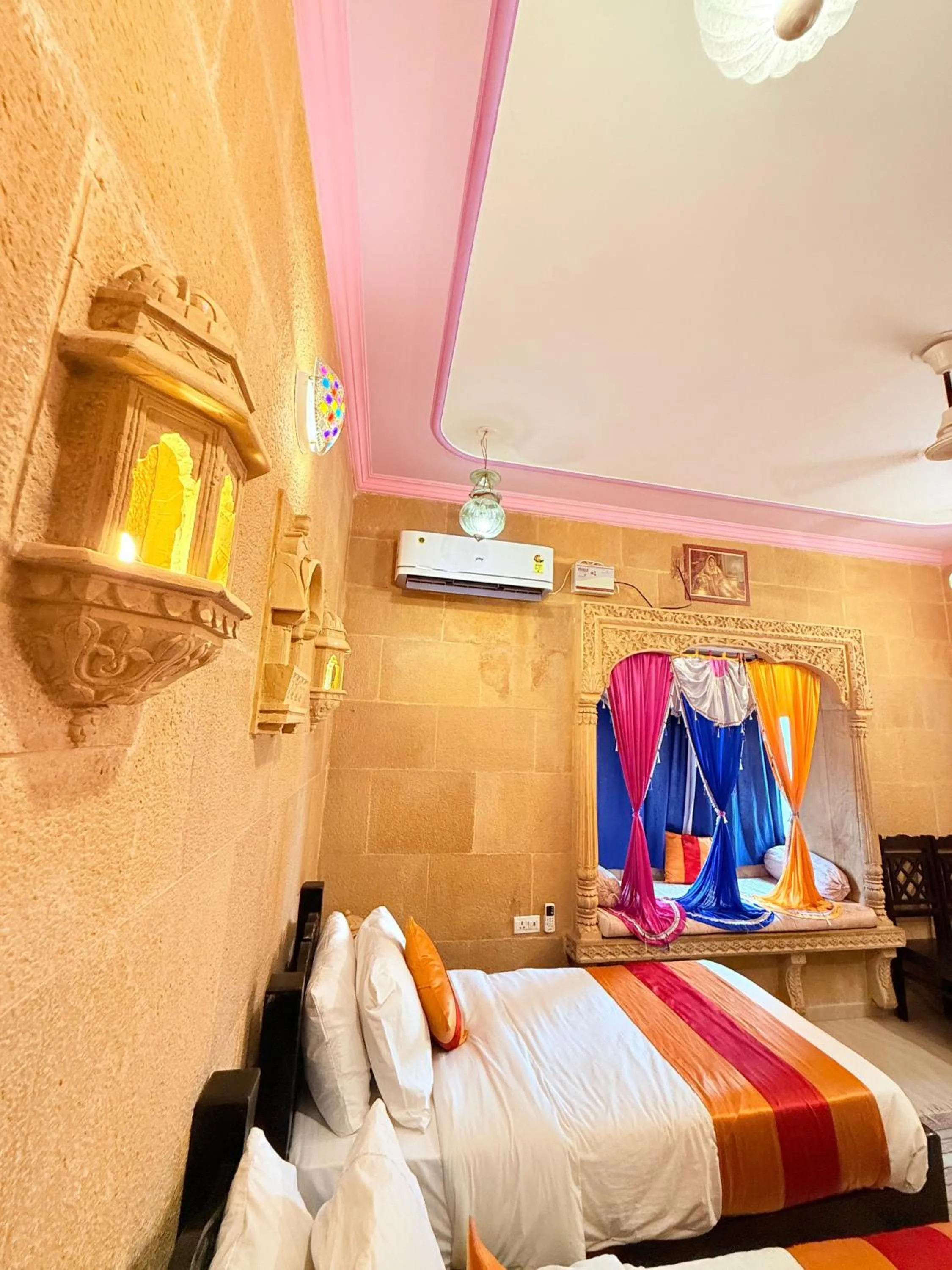 Bedroom, Bed in Hotel Tokyo Palace