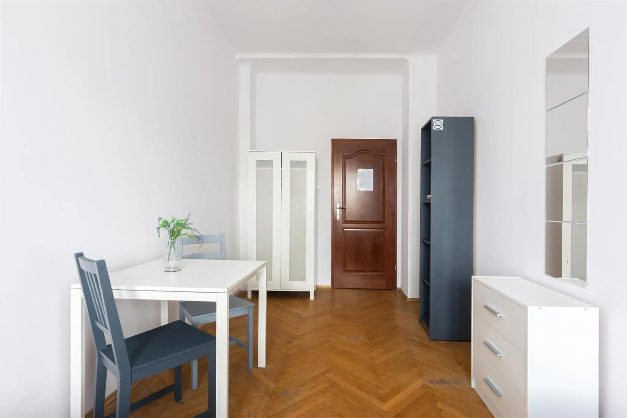 Rooms Nearto Main Square