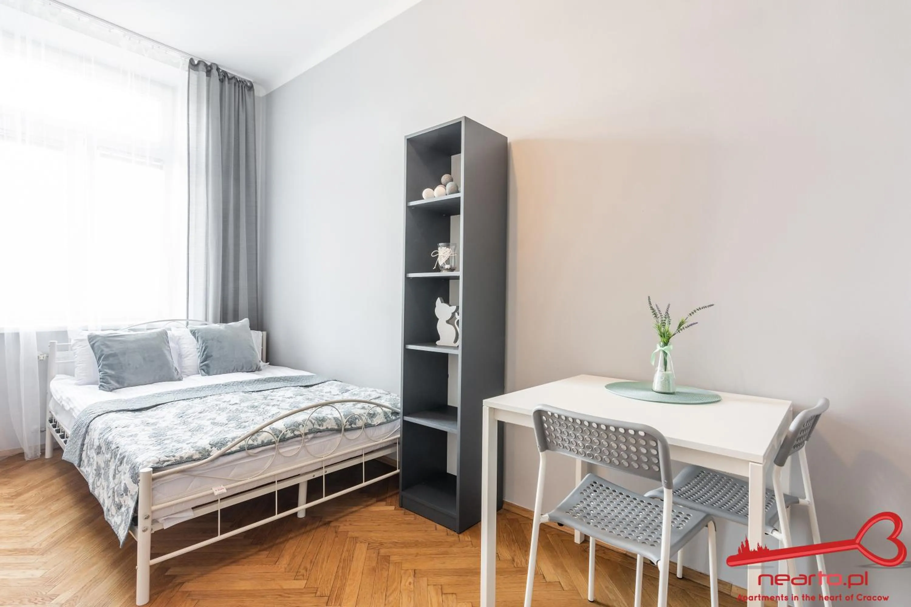 Photo of the whole room, Bed in Rooms Nearto Main Square