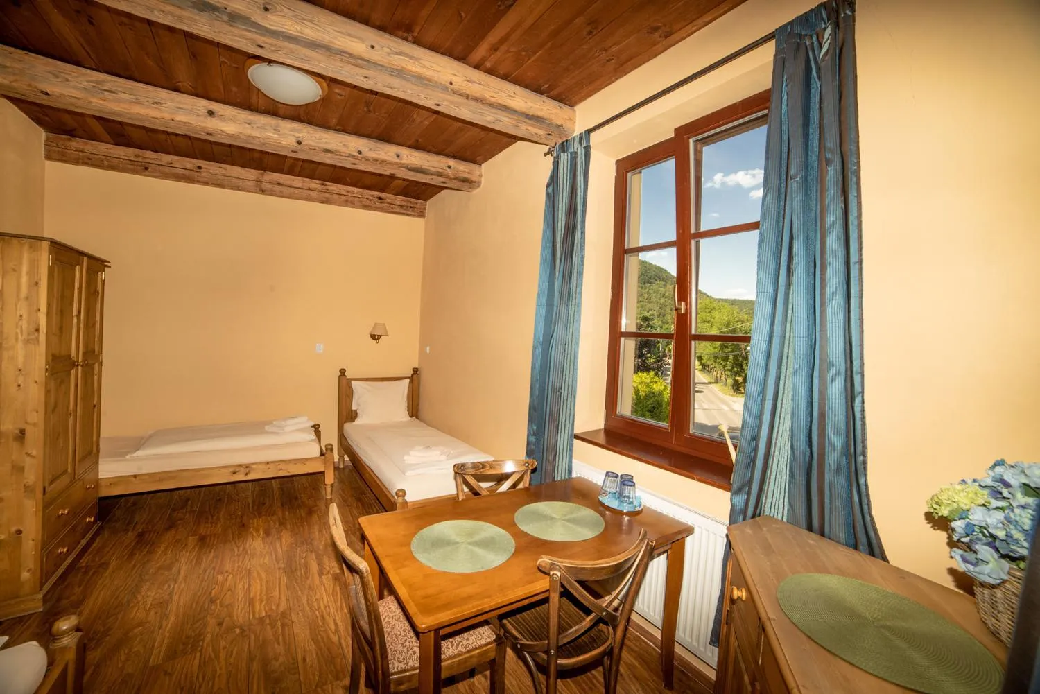 Photo of the whole room, Bed in Stary dum