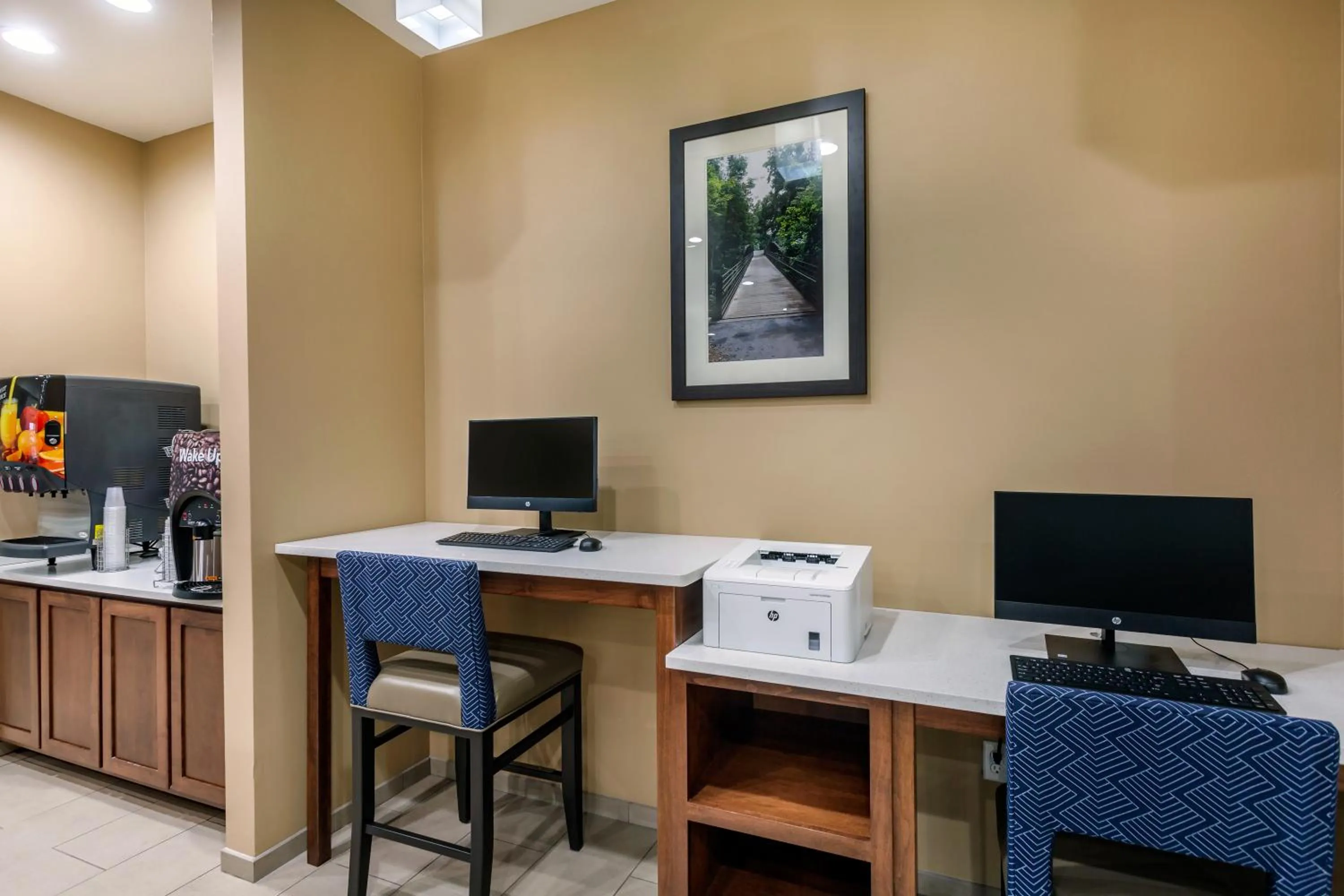 Business facilities in Comfort Suites Bowling Green Southeast