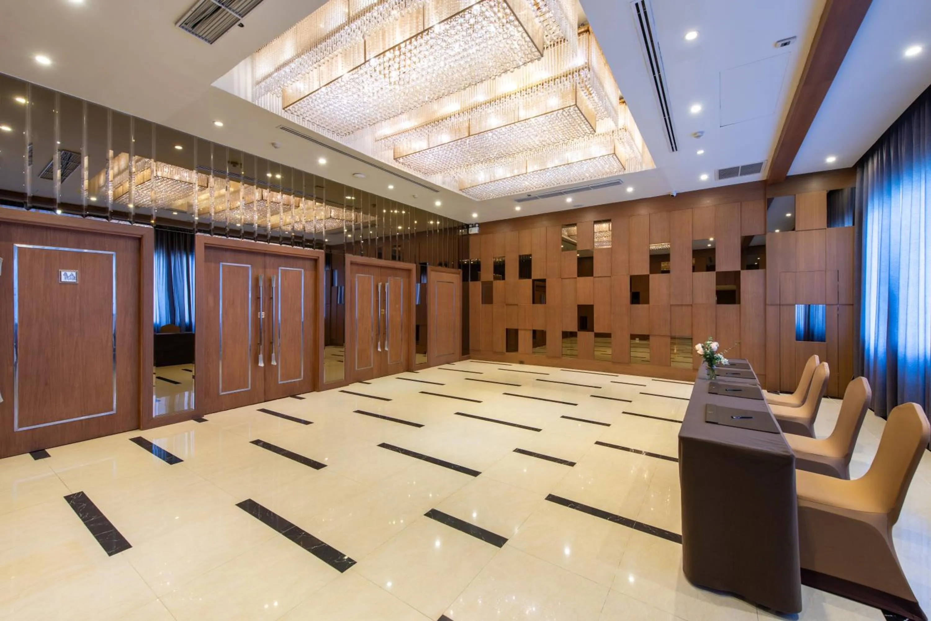 Meeting/conference room in Maple Hotel