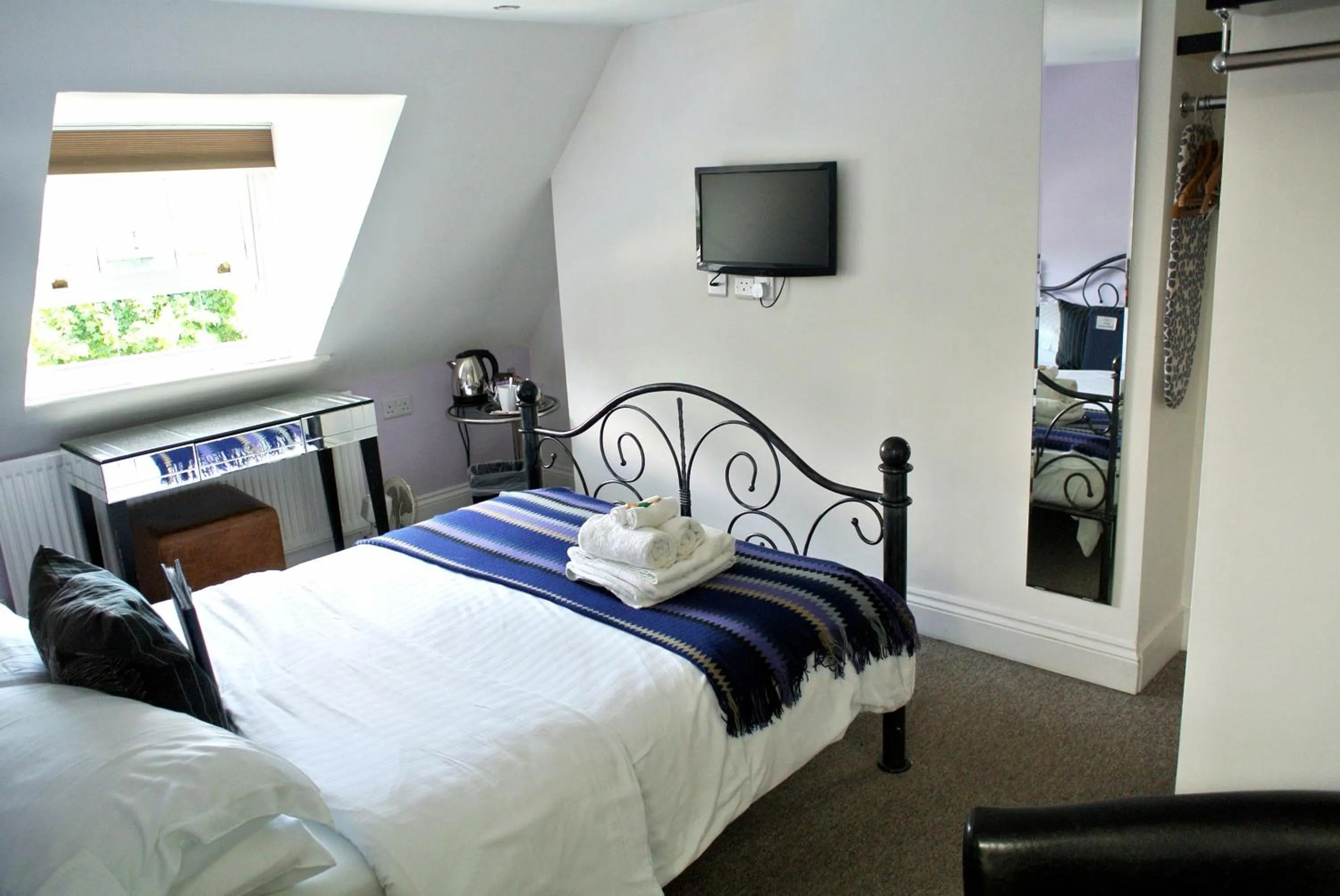 Day, Bed in Kempfield House