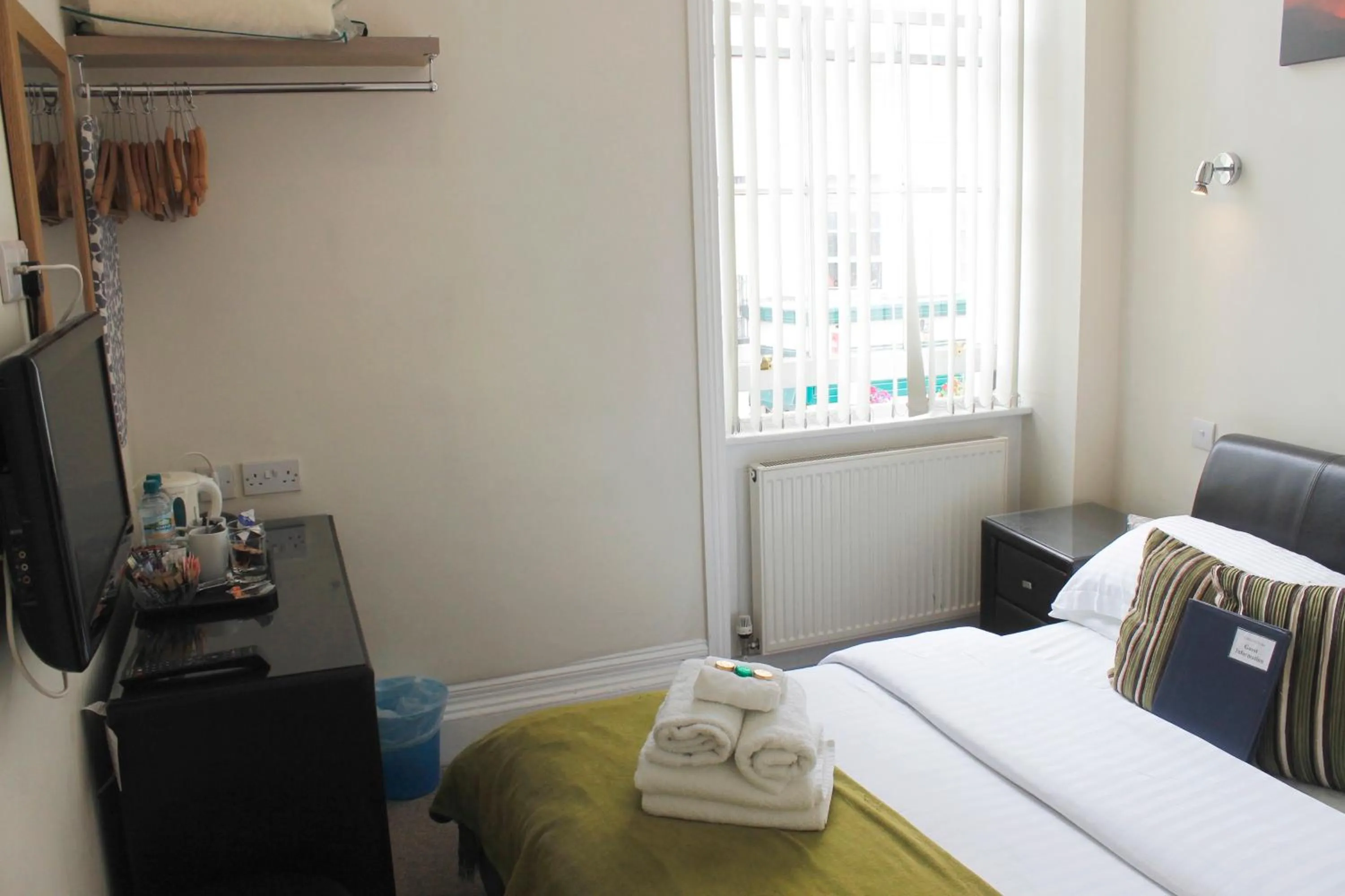 Day, Bed in Kempfield House