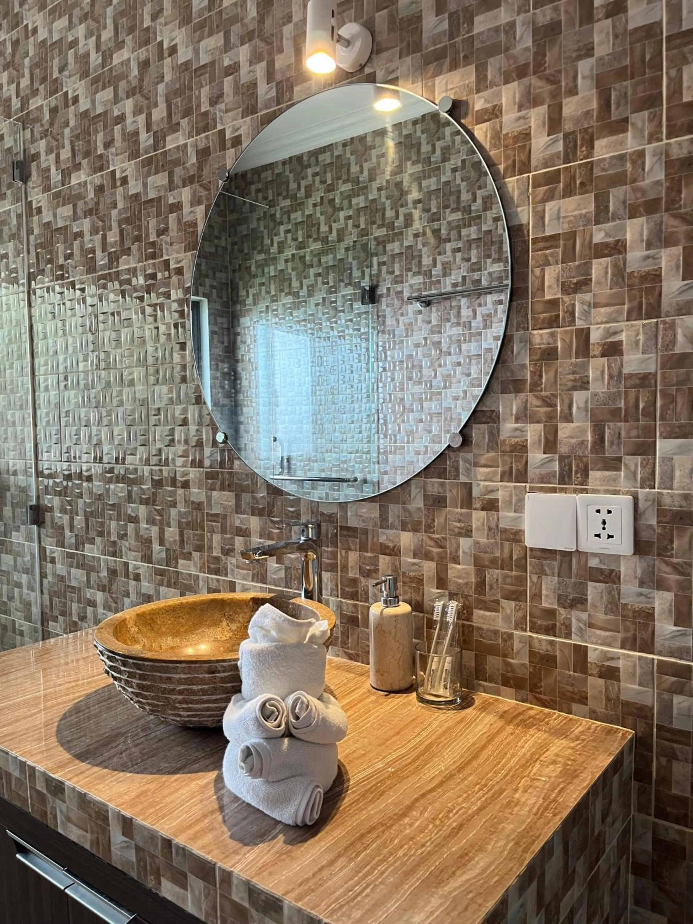 Property building in The Hamsa