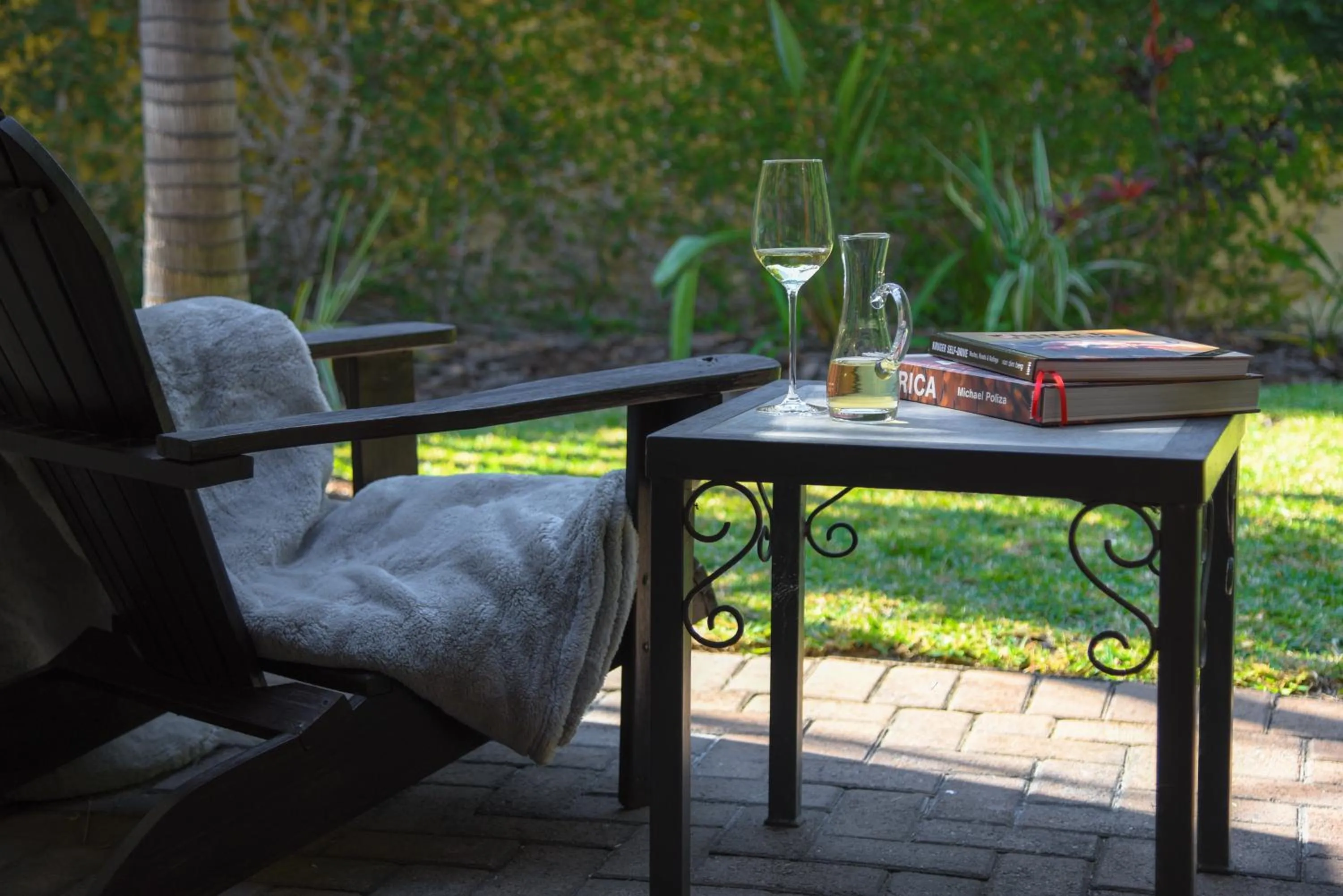 Patio in La Lechere Guest House