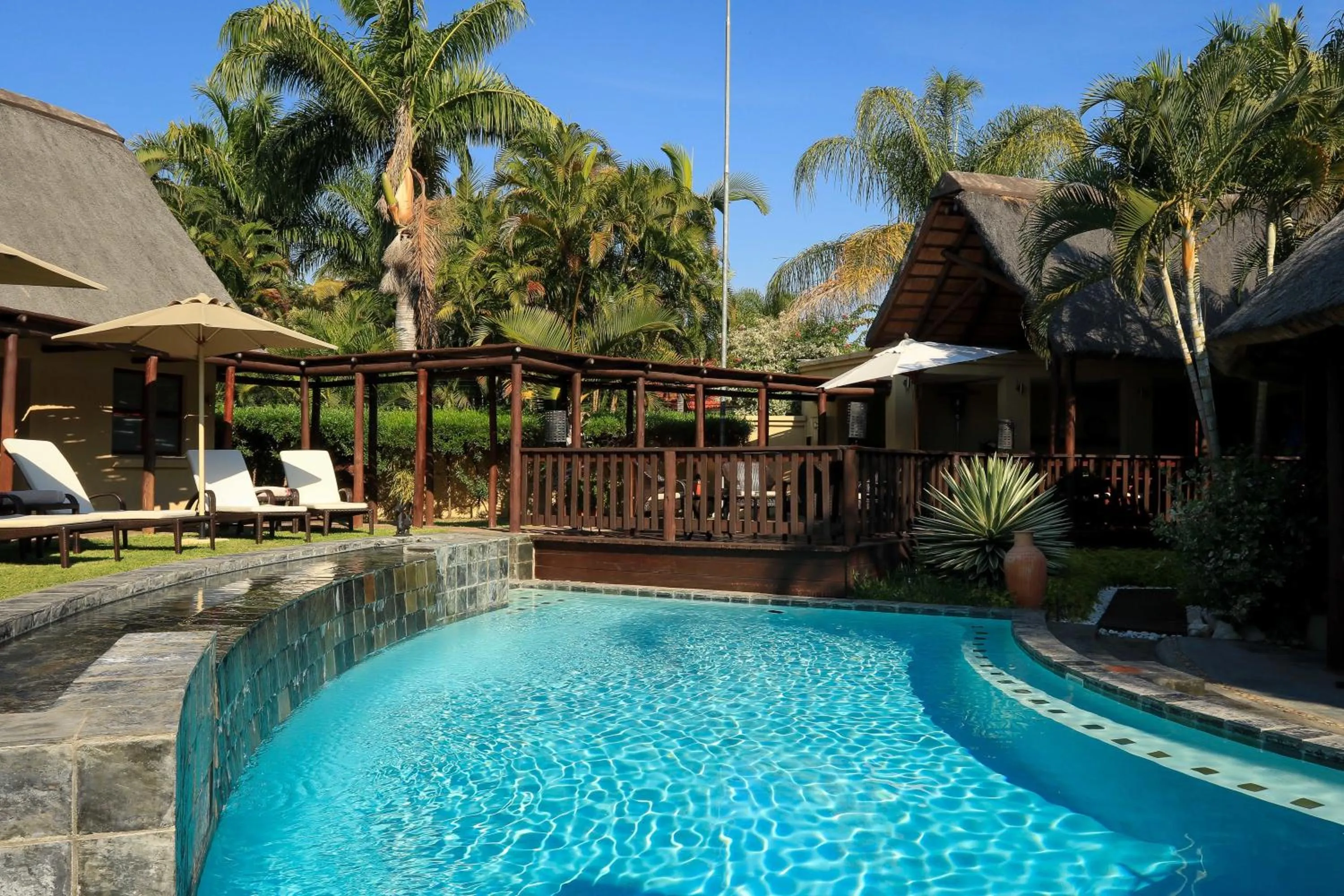 Swimming pool in La Lechere Guest House