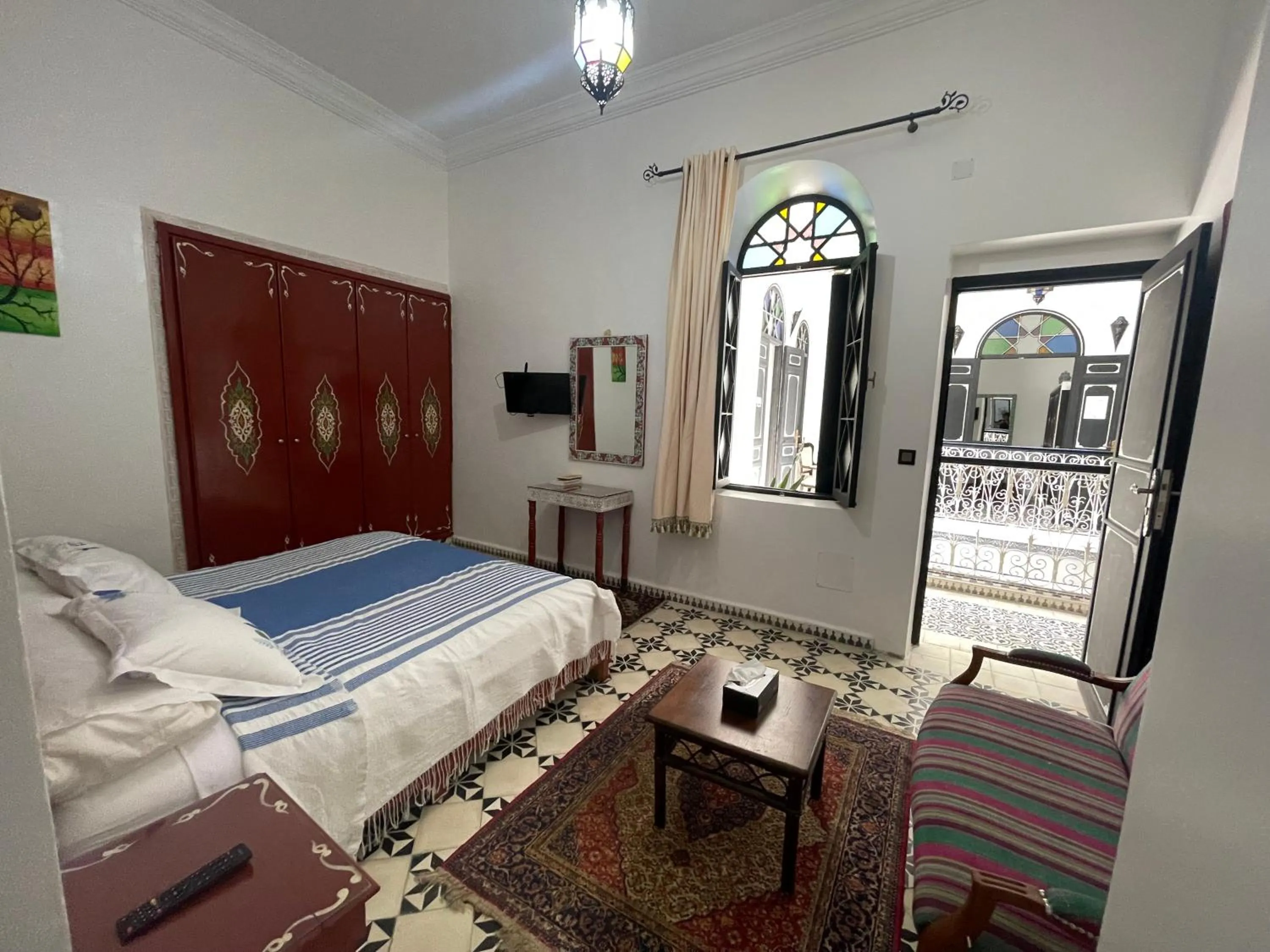 Photo of the whole room, Bed in Riad Tingis