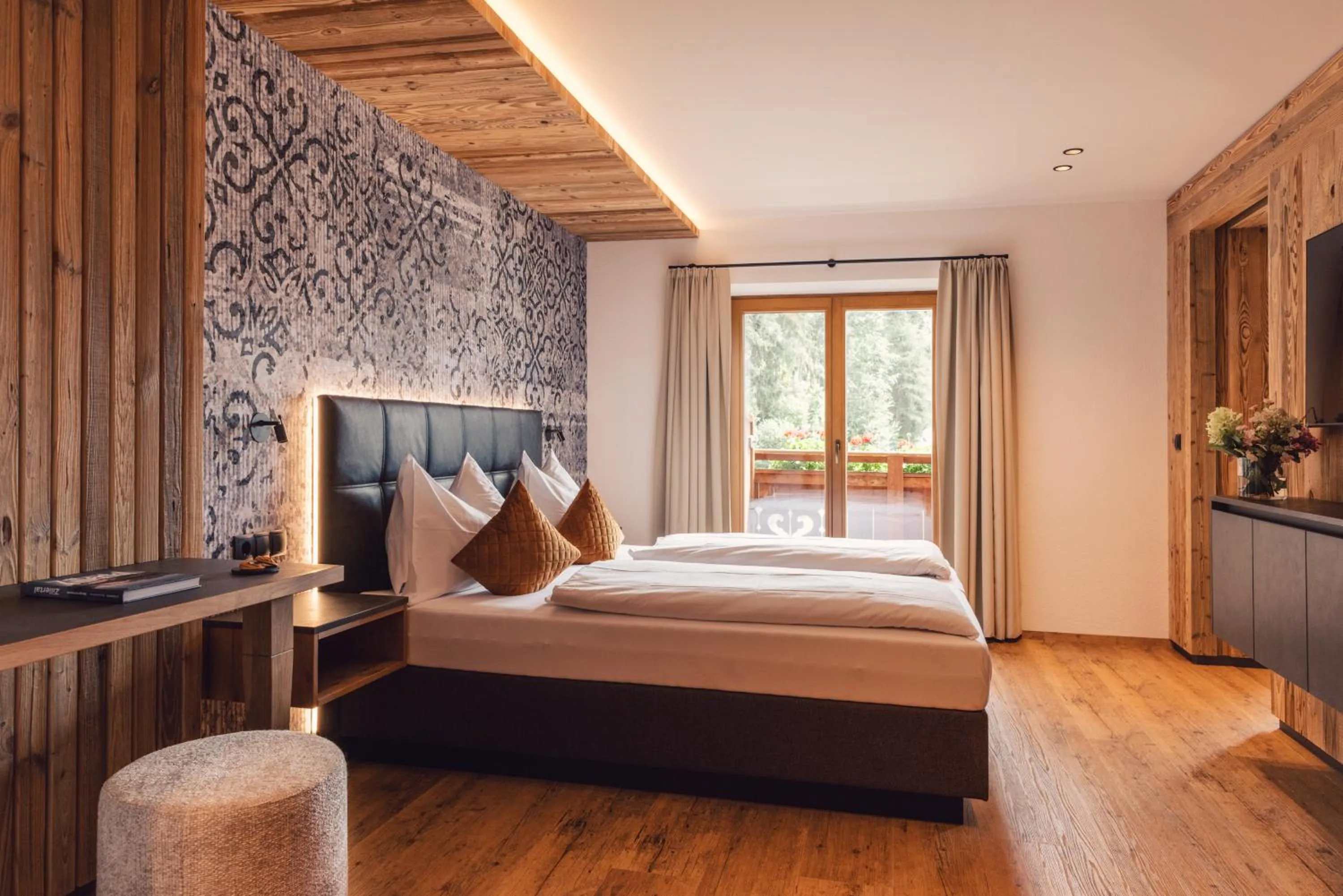 Bedroom, Bed in Hotel - Gasthof Märzenklamm