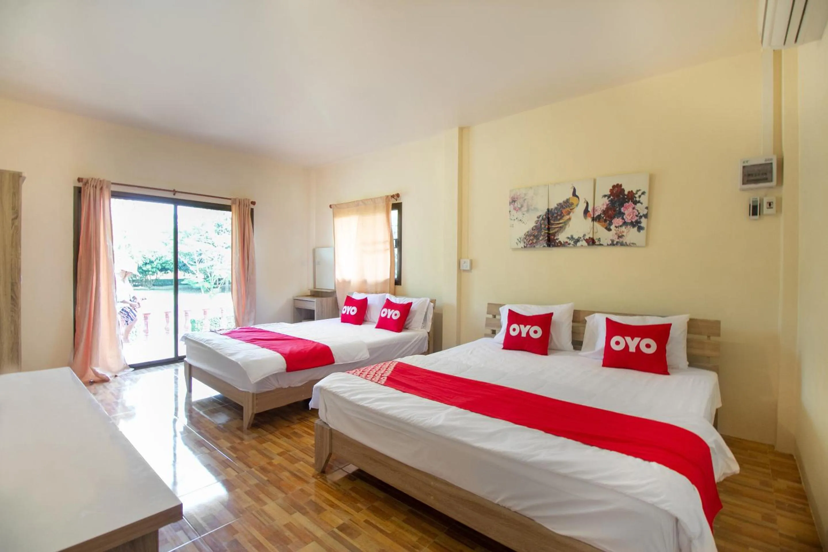 Bedroom in Thaiburi Thara Resort