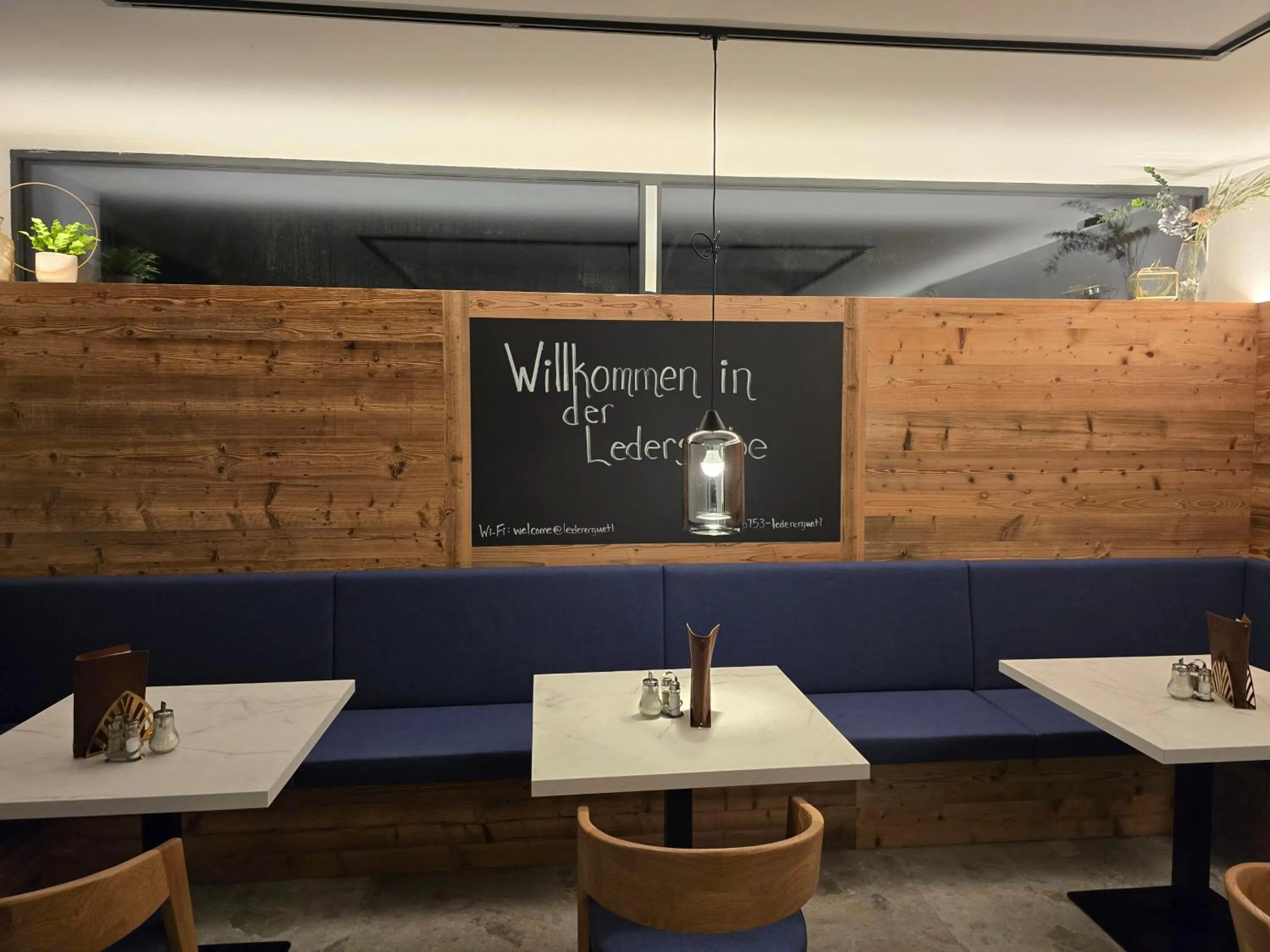 Restaurant/places to eat in Pension Lederergütl - Jokercard & Parkplatz inkl