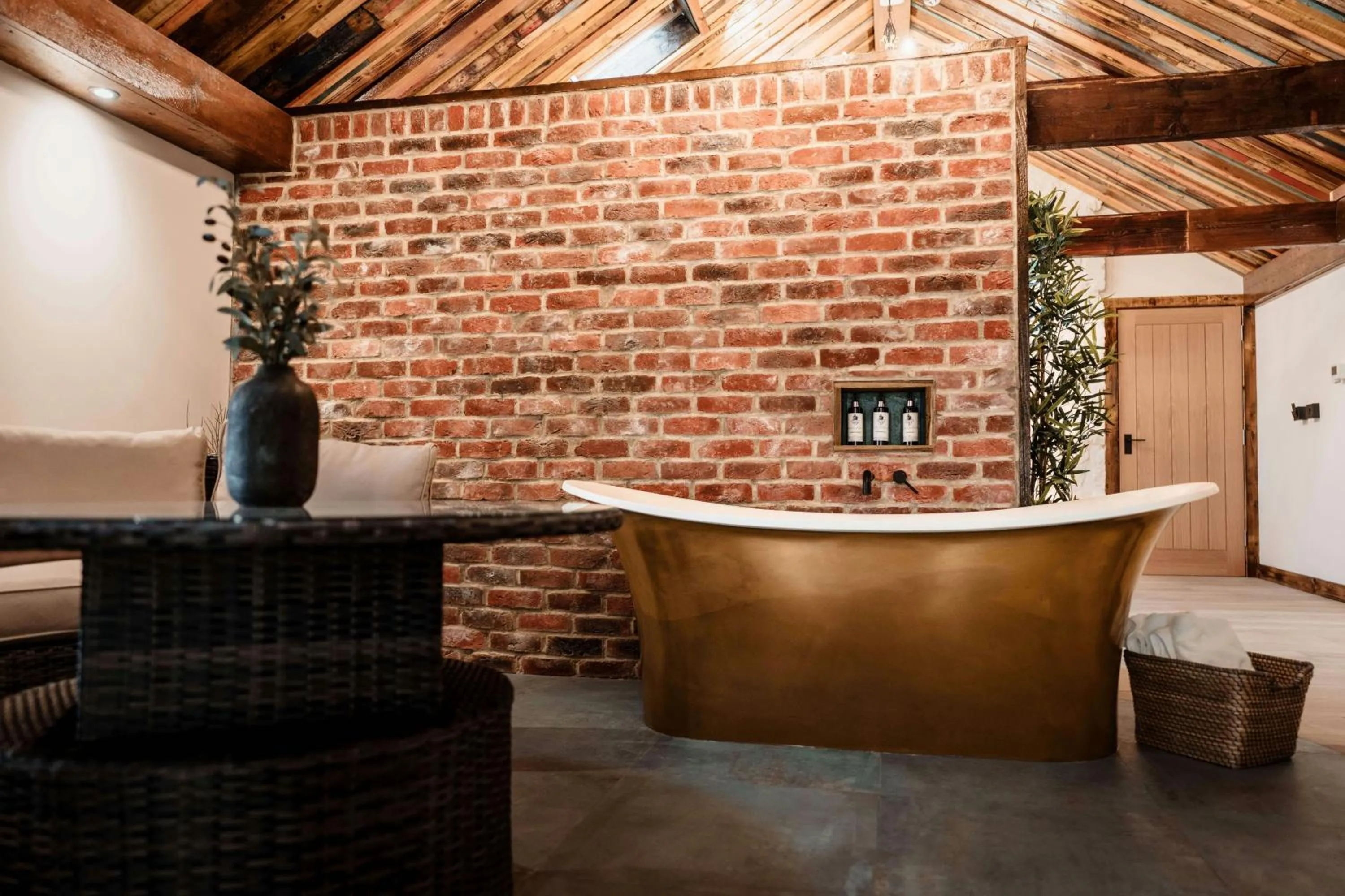 Bathroom in South Causey Inn