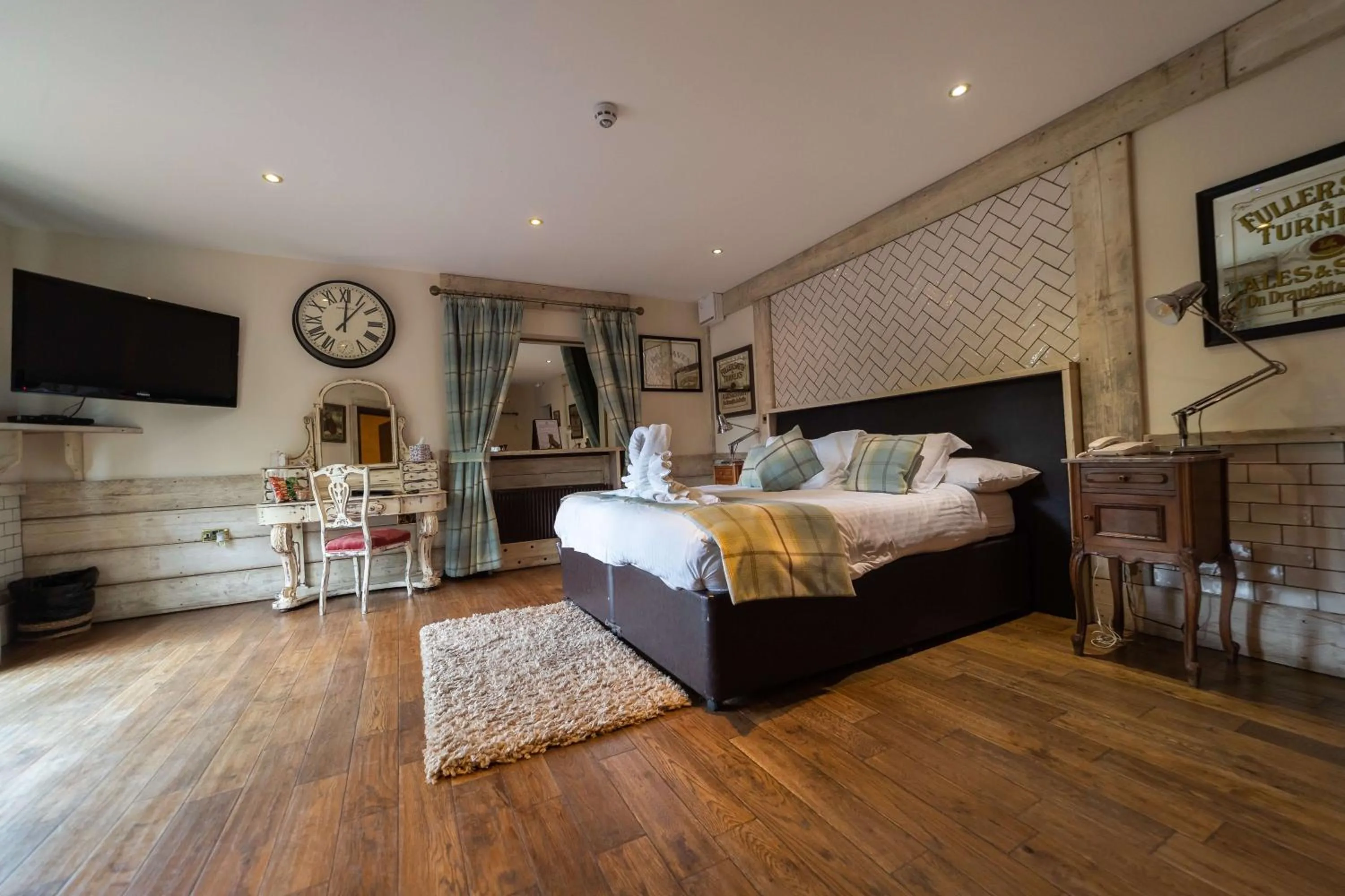 Bedroom, Bed in South Causey Inn