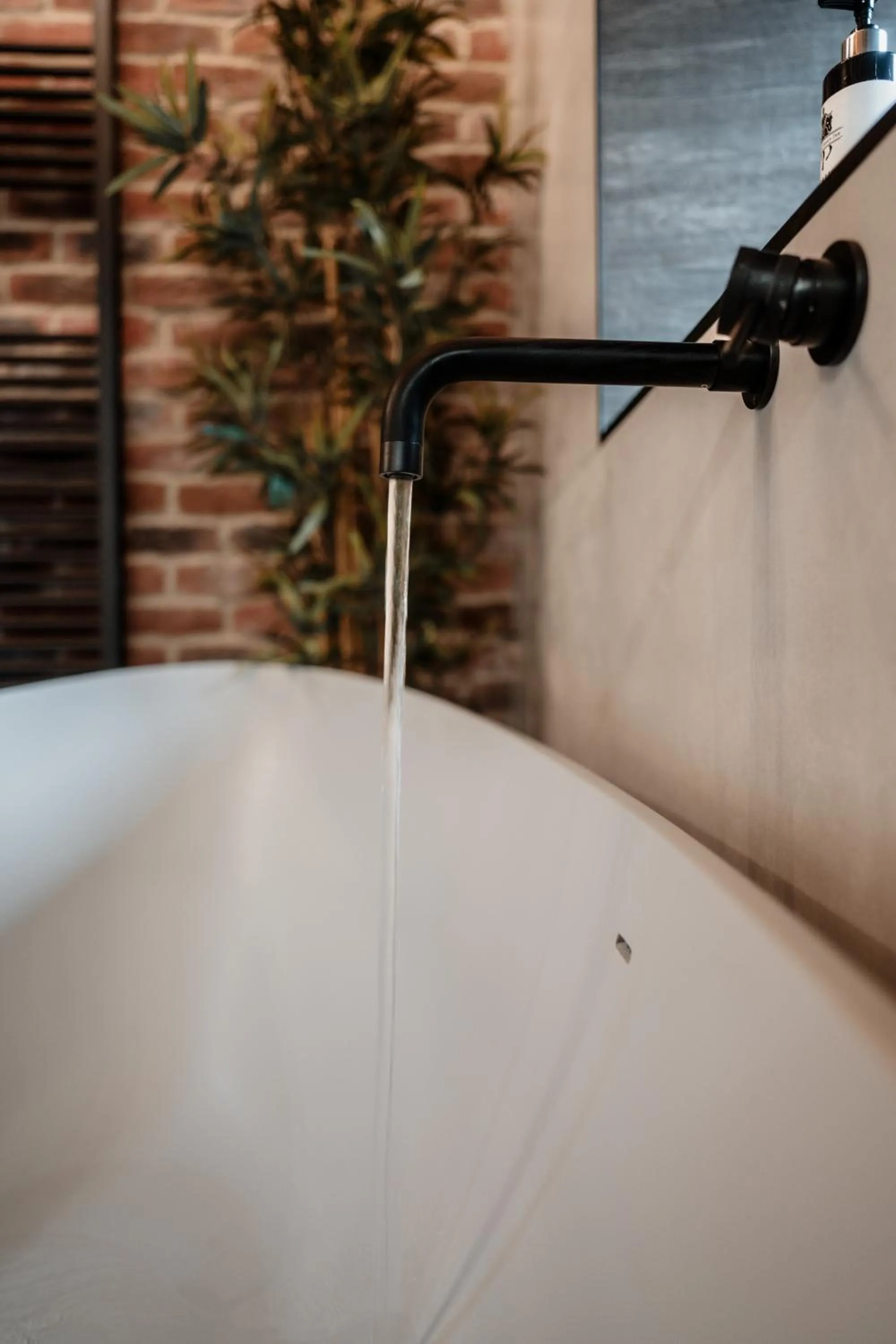 Bath in South Causey Inn