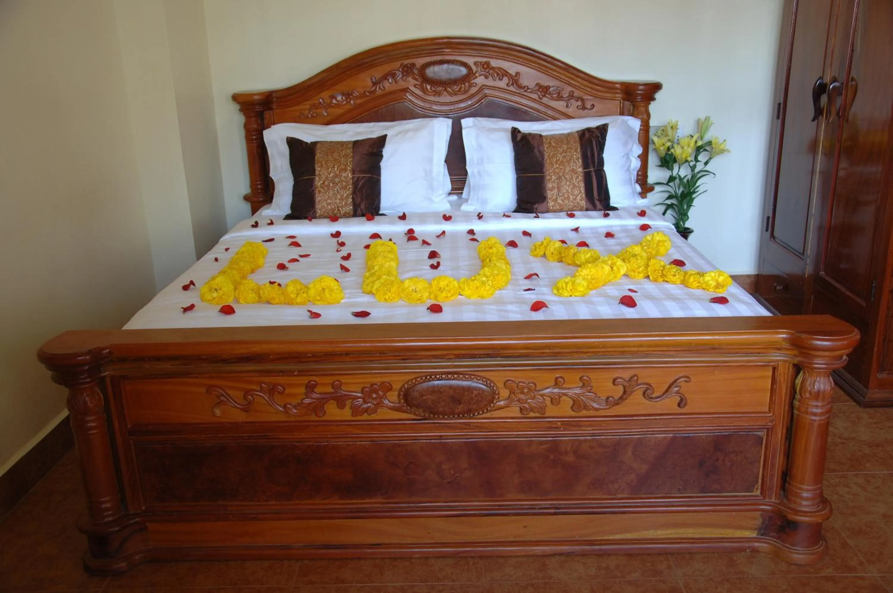 Bedroom, Bed in Lux Guesthouse